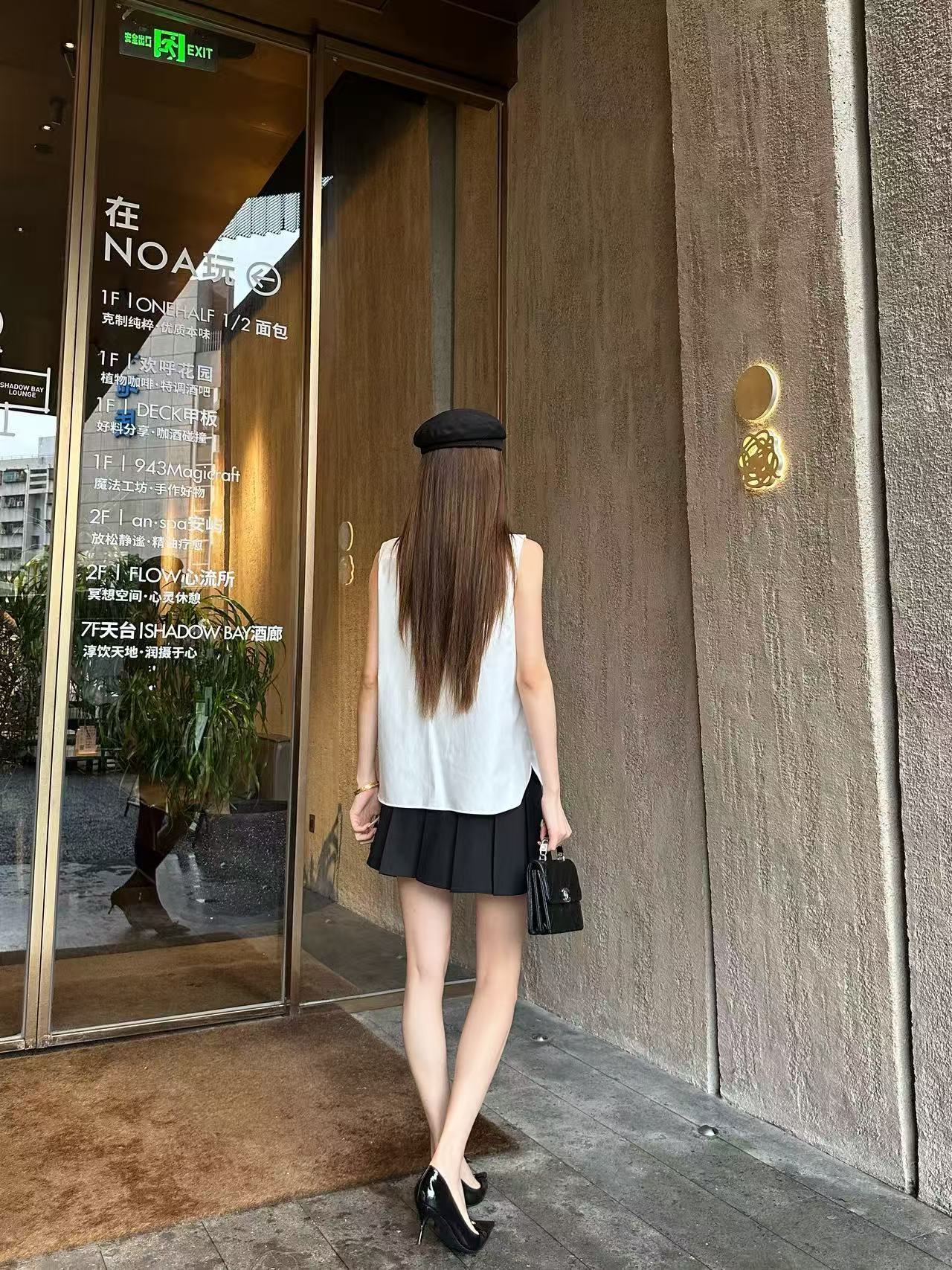 DI0Rくり抜かれたベスト【50％割引+送料無料】
