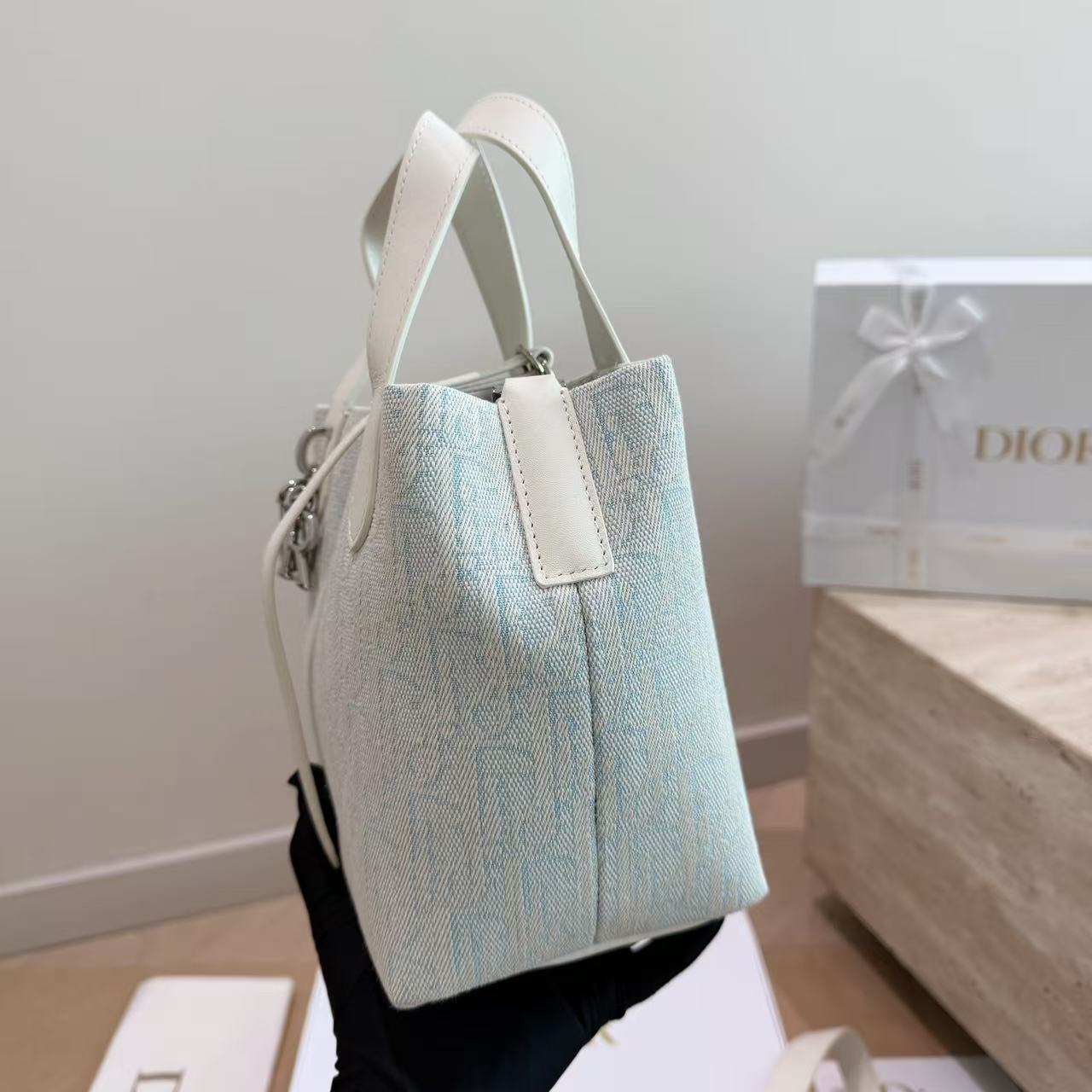 DI0R toujoursハンドバッグ【50％割引+送料無料】