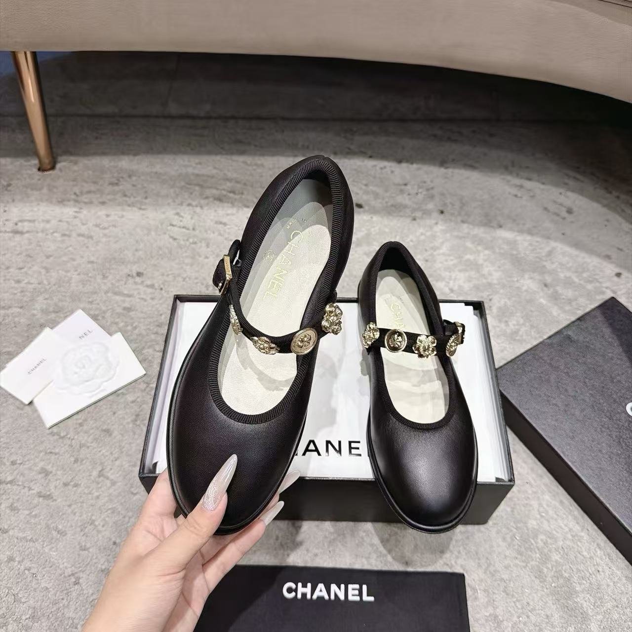 CHANE1 高品質メリージェーンシープスキンフラットシューズ【50％割引+送料無料】