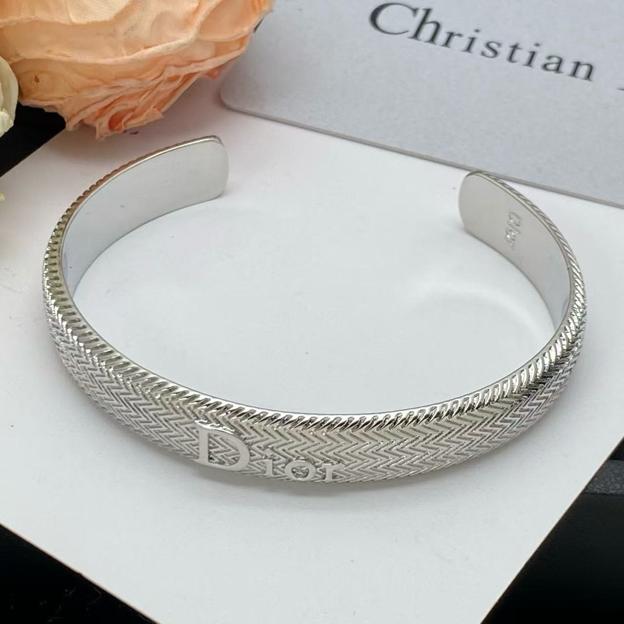DIOR レター オープンカフブレスレット【50％割引+送料無料】