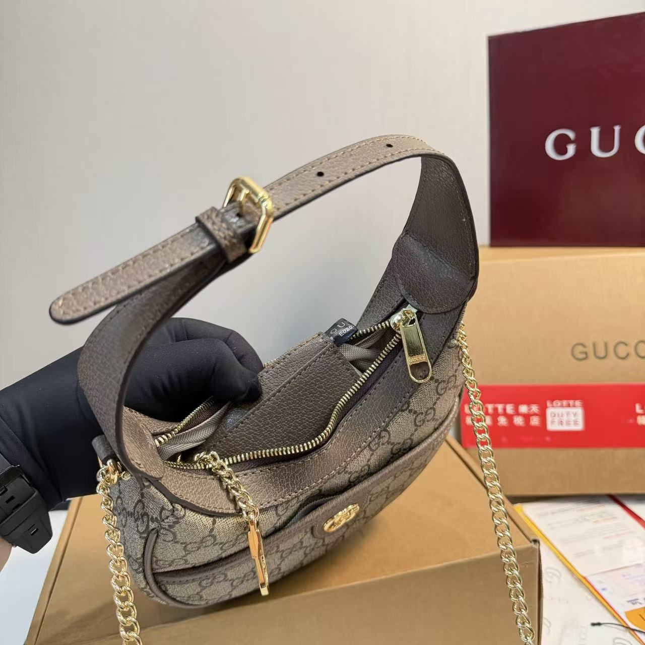 GUCCI ジャカード チェーンハンドバッグ【50％割引+送料無料】