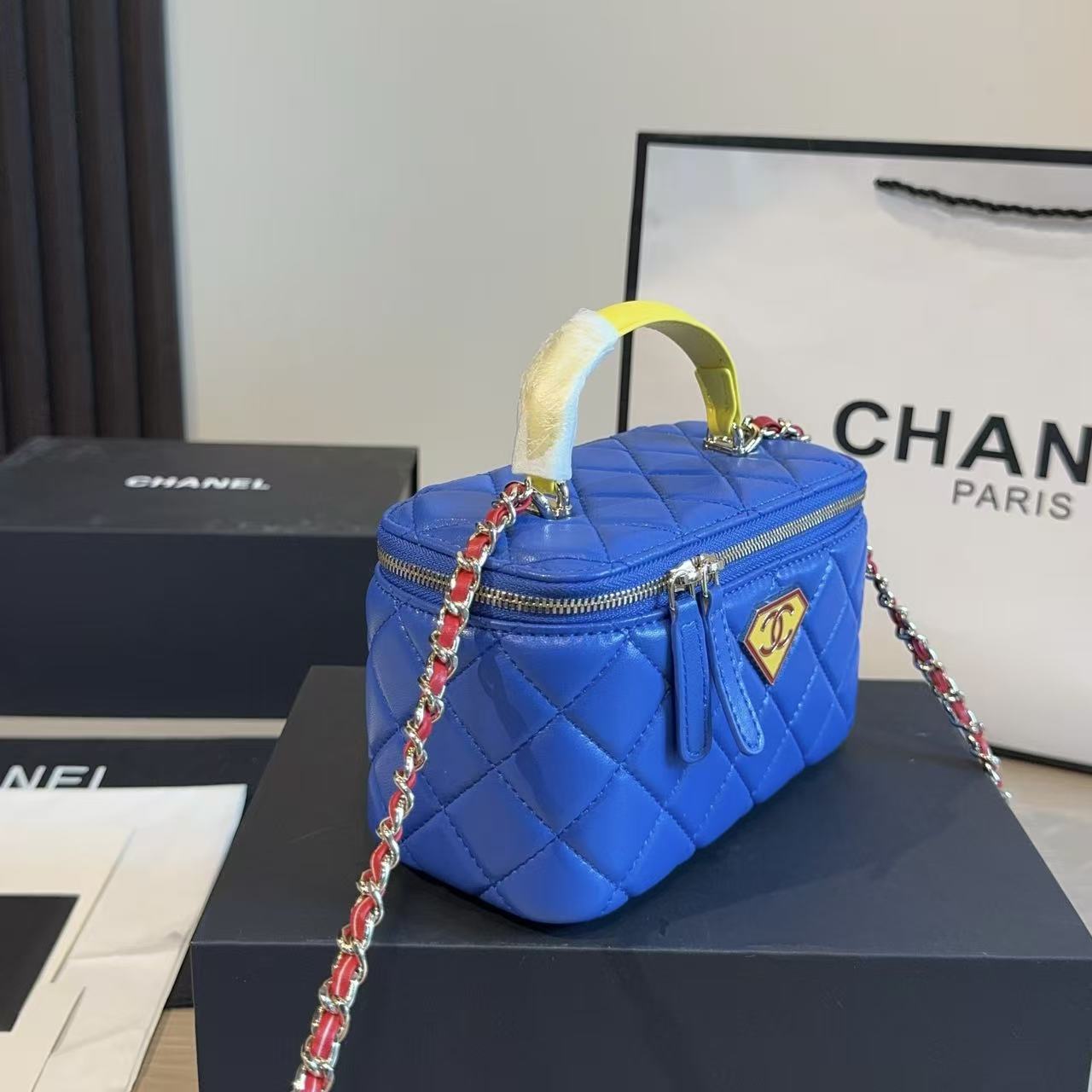 CHANE1 チェーンハンドバッグ【50％割引+送料無料】