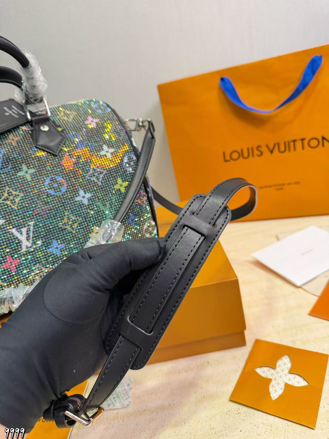 LV Speedy Soft 30 Luckyハンドバッグ【50％割引+送料無料】