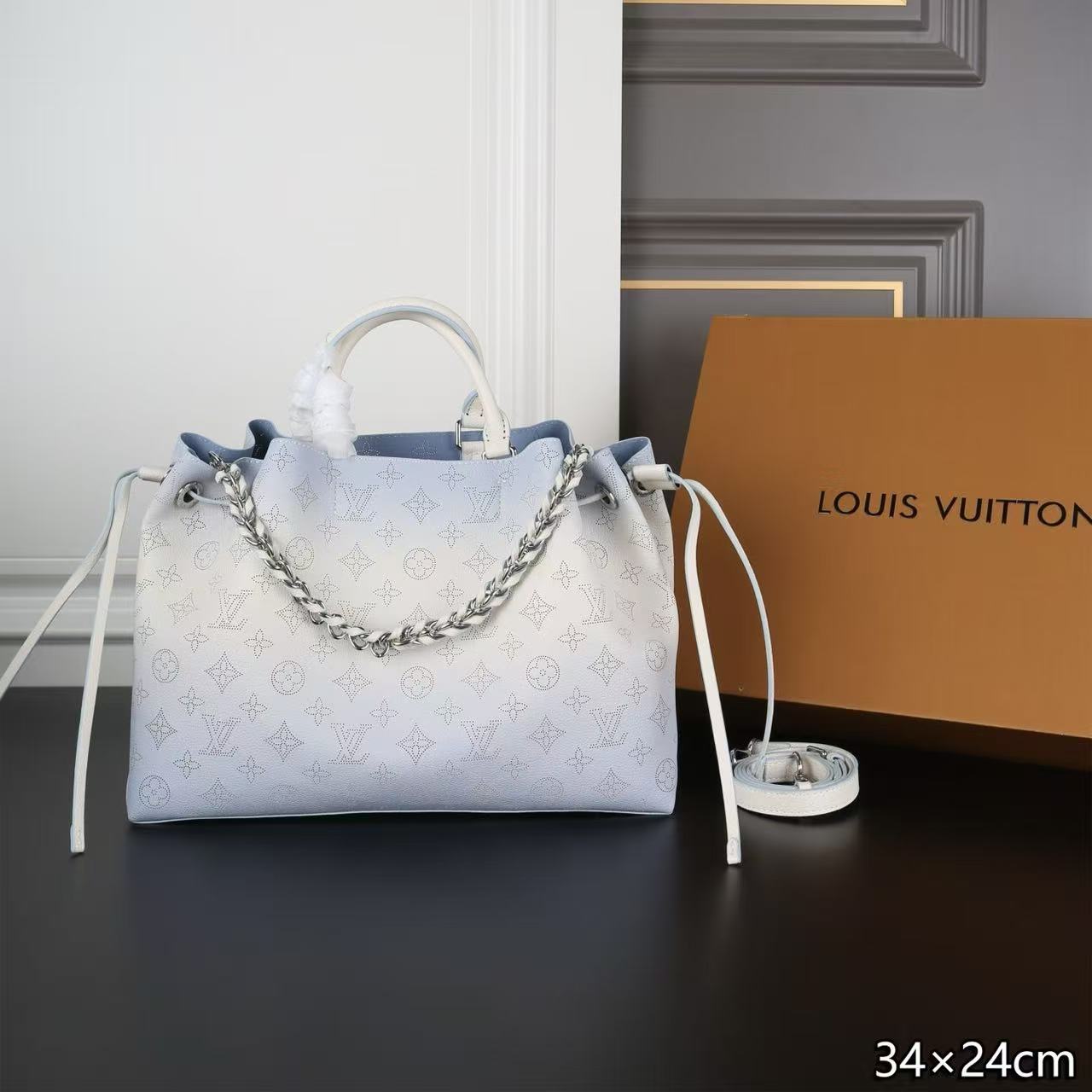 LV カットアウト グラデーション チェーンバッグ【50％割引+送料無料】