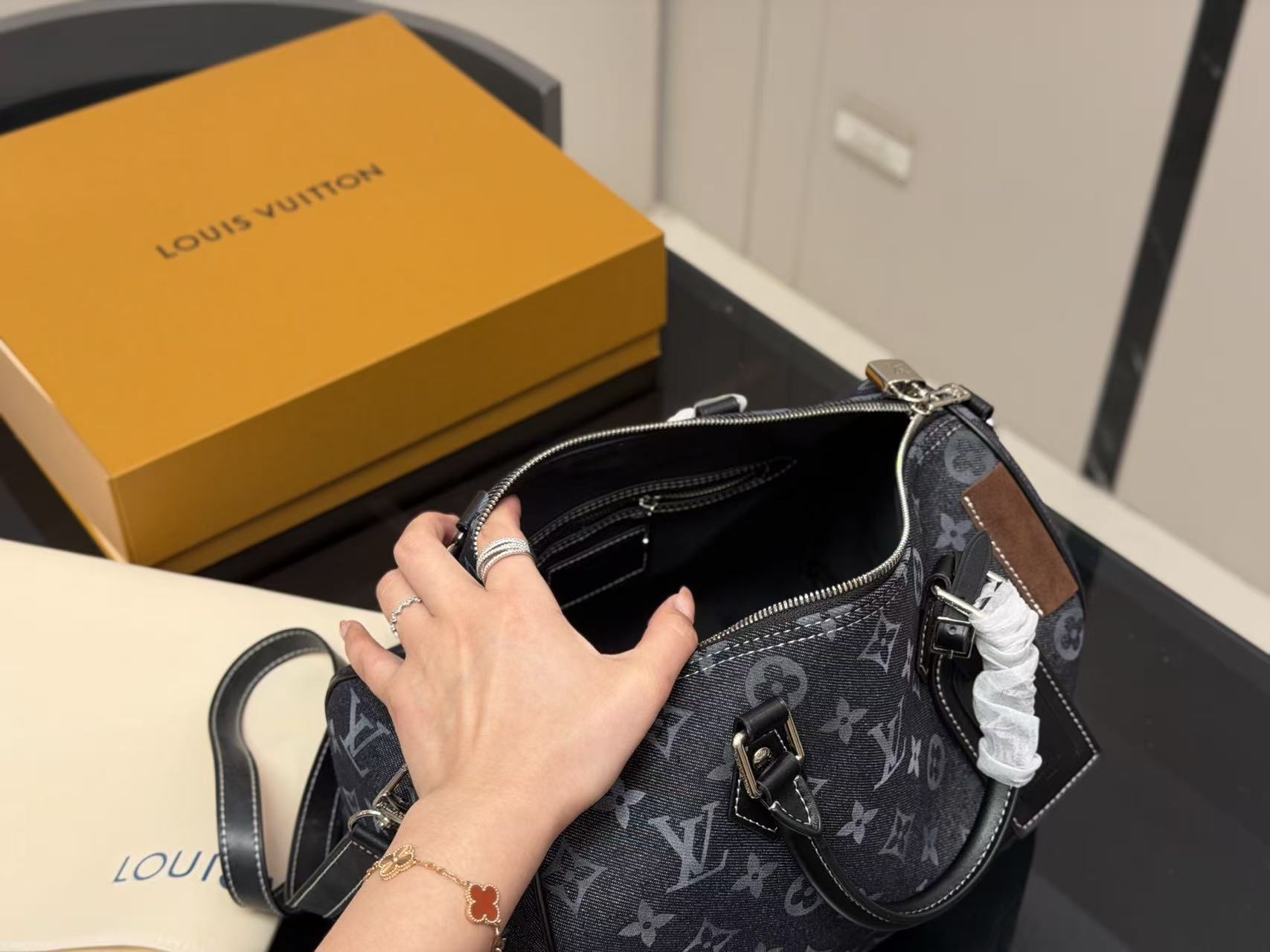 LV Speedy30ハンドバッグ【50％割引+送料無料】