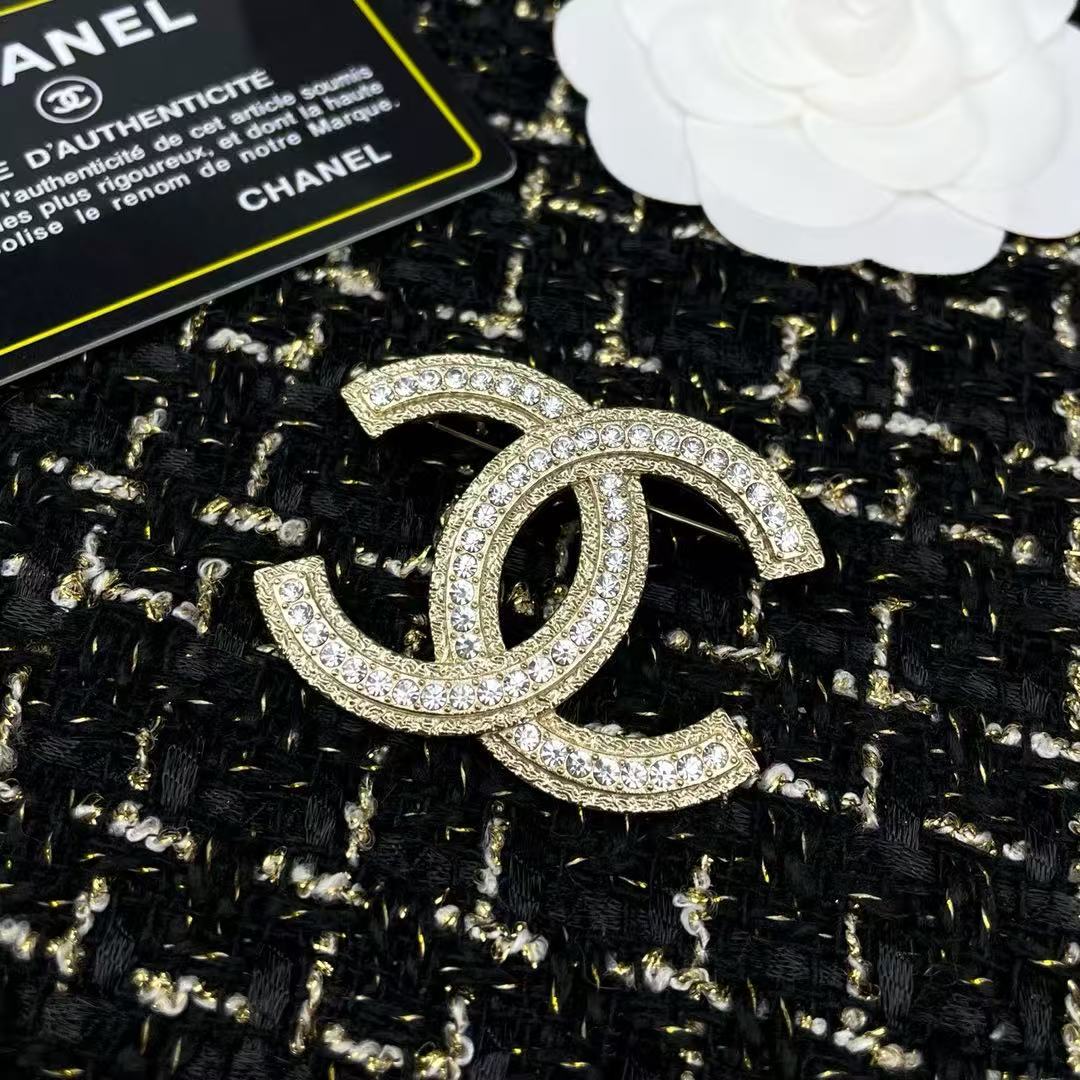 CHANE1 ダブルC ダイヤモンドブローチ【50％割引+送料無料】