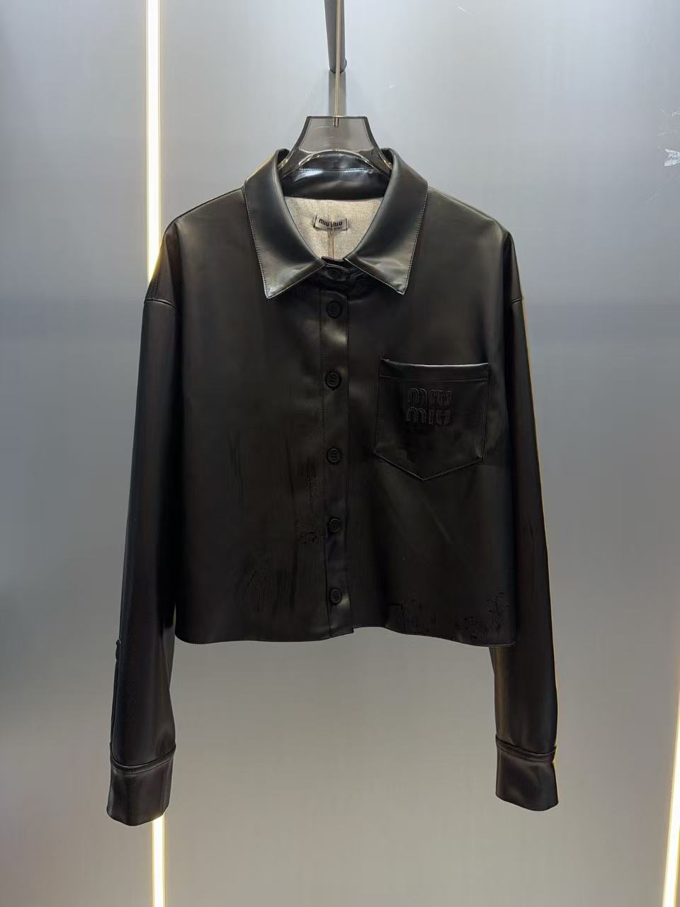 M1UM1U レザージャケット＆ショートパンツ セットアップ【50％割引+送料無料】