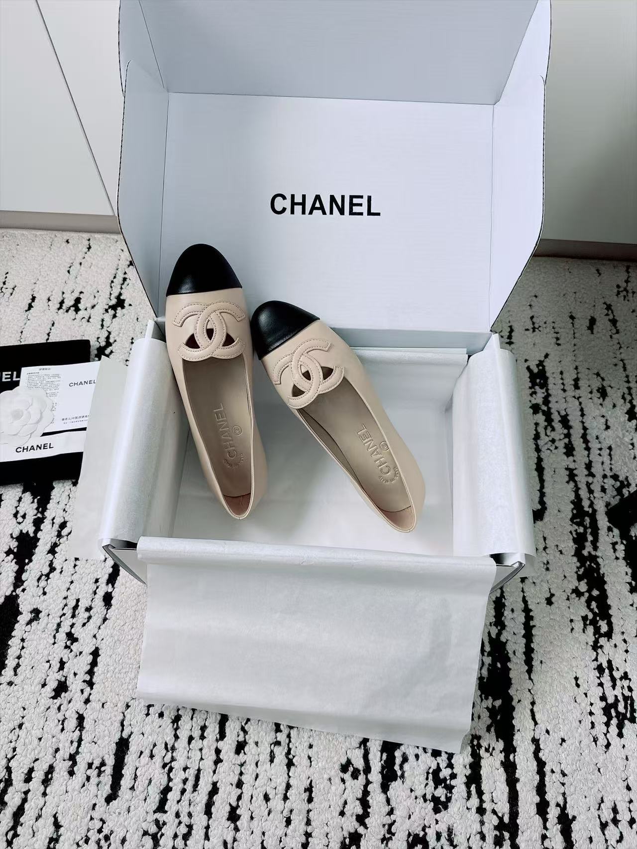 CHANE1 高品質ダブルCラムスキンフラットシューズ【50％割引+送料無料】