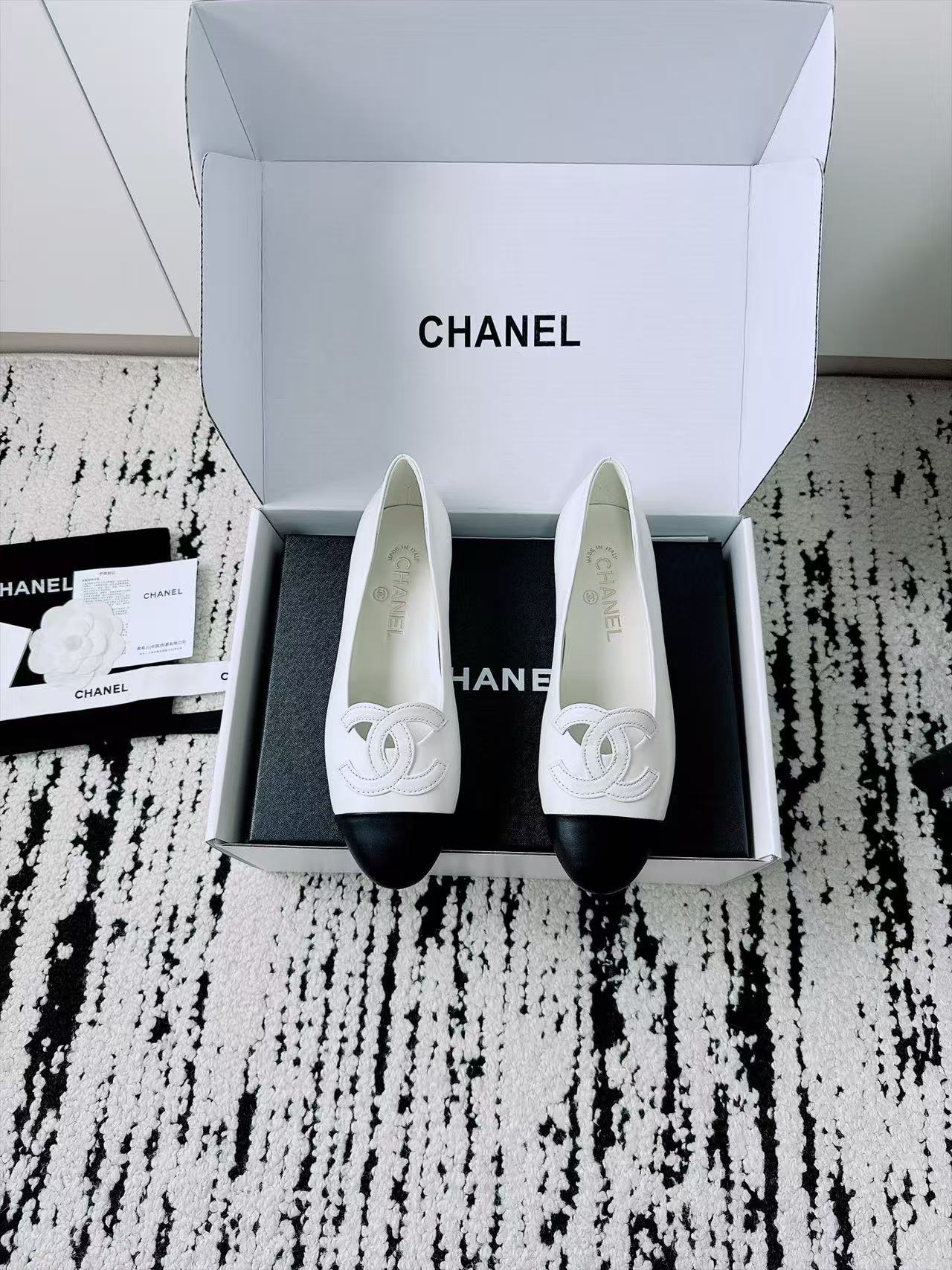 CHANE1 高品質ダブルCラムスキンフラットシューズ【50％割引+送料無料】