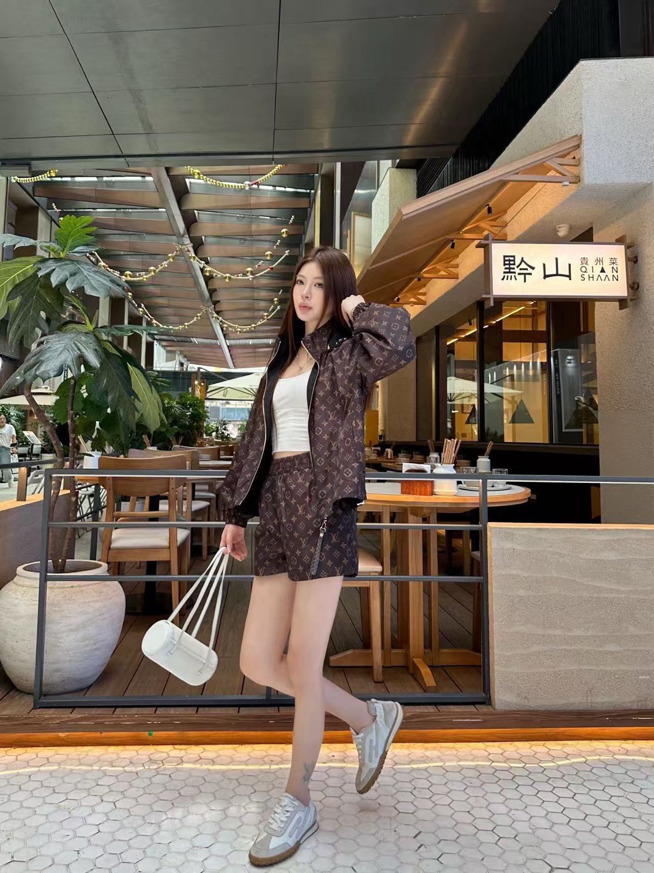 LV リバーシブルジャケット＆ショートパンツ セットアップ【50％割引+送料無料】