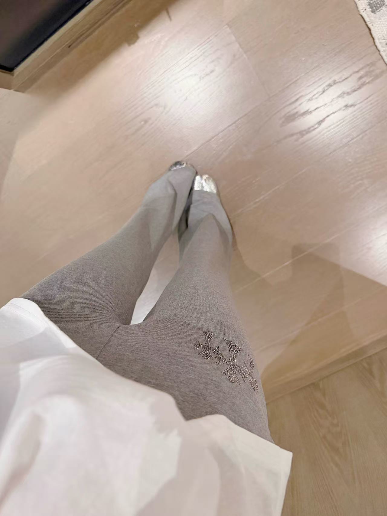 Chr0me Hearts スカーフ + Tシャツ + パンツ 3点セット【50％割引+送料無料】