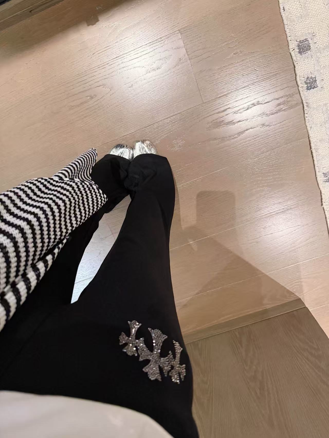 Chr0me Hearts スカーフ + Tシャツ + パンツ 3点セット【50％割引+送料無料】
