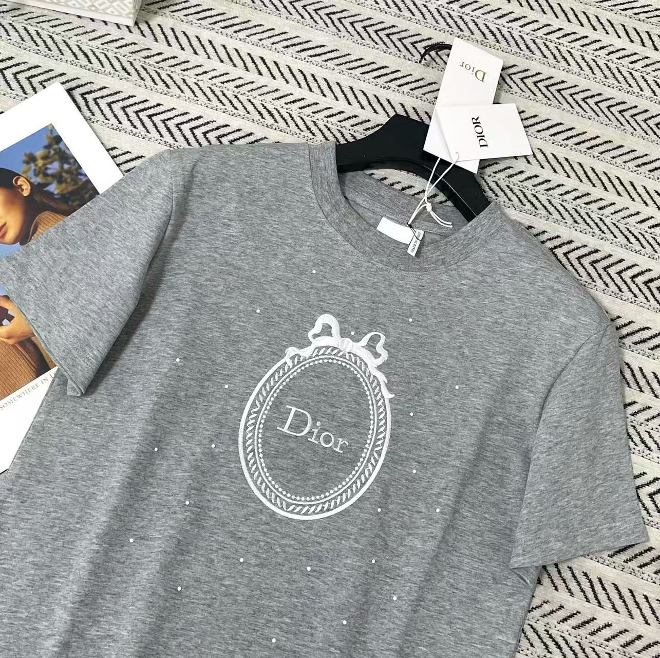 DI0RレターTシャツ【50％割引+送料無料】