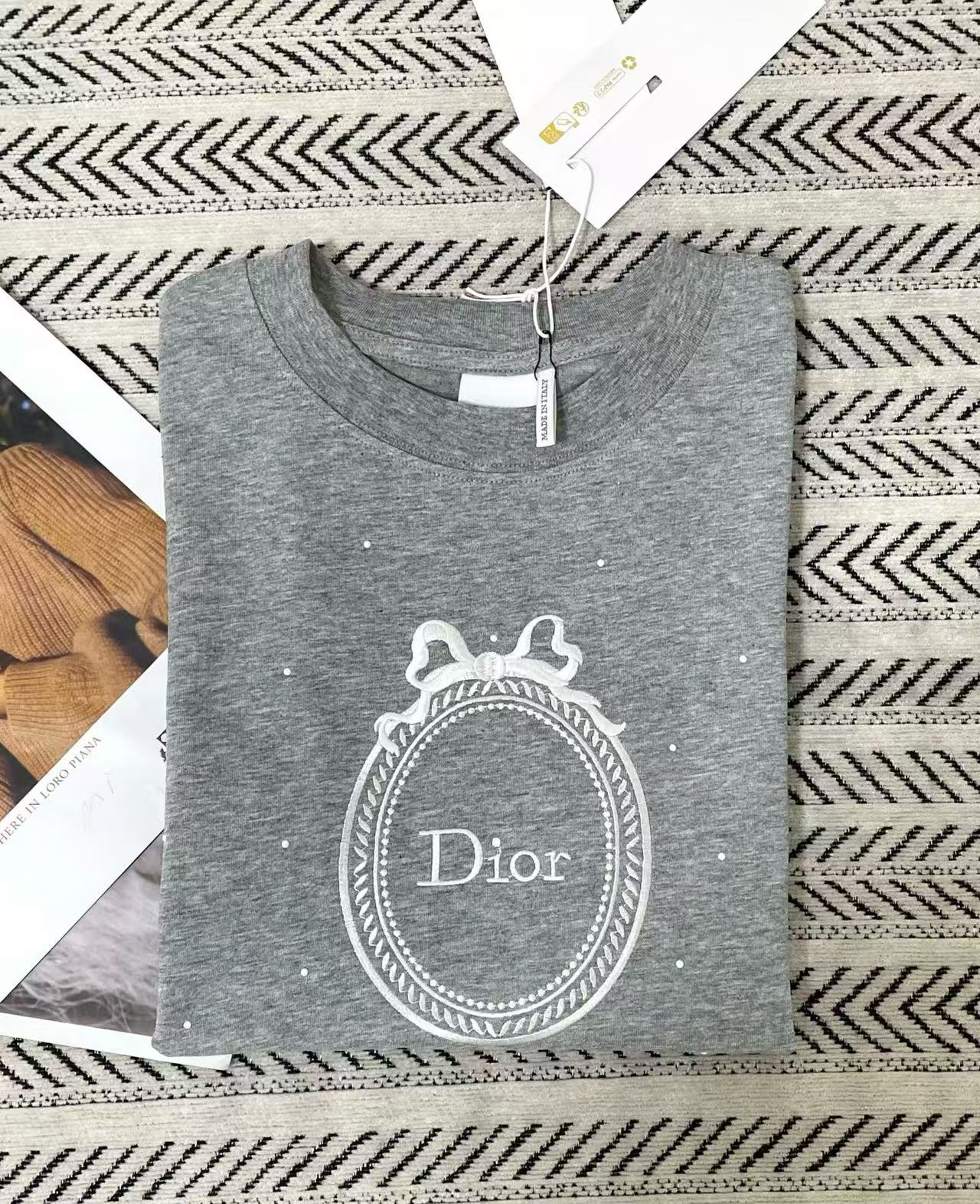 DI0RレターTシャツ【50％割引+送料無料】