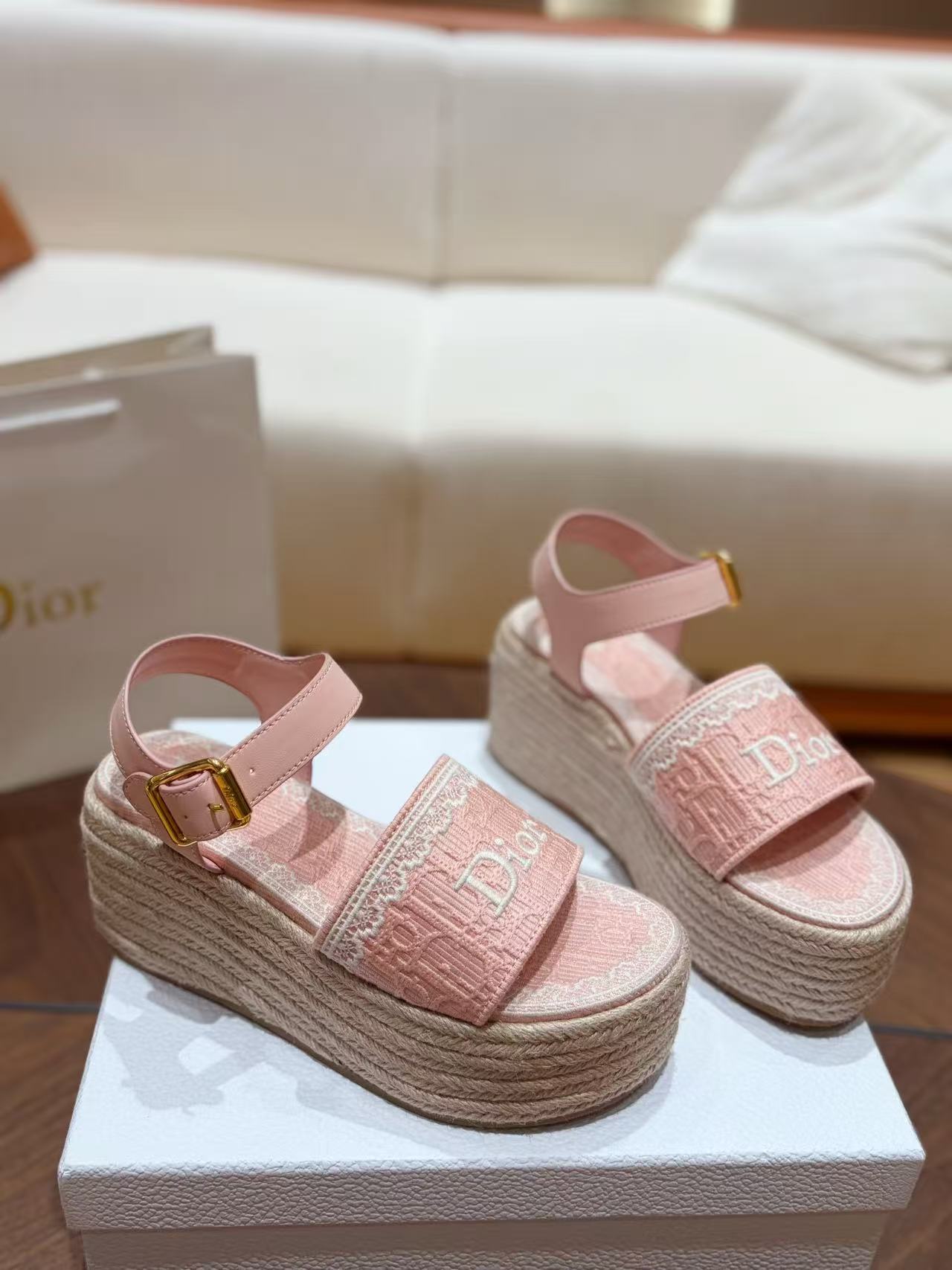 DIOR ロゴ装飾付き高品質編み込みプラットフォームシューズ【50％割引+送料無料】