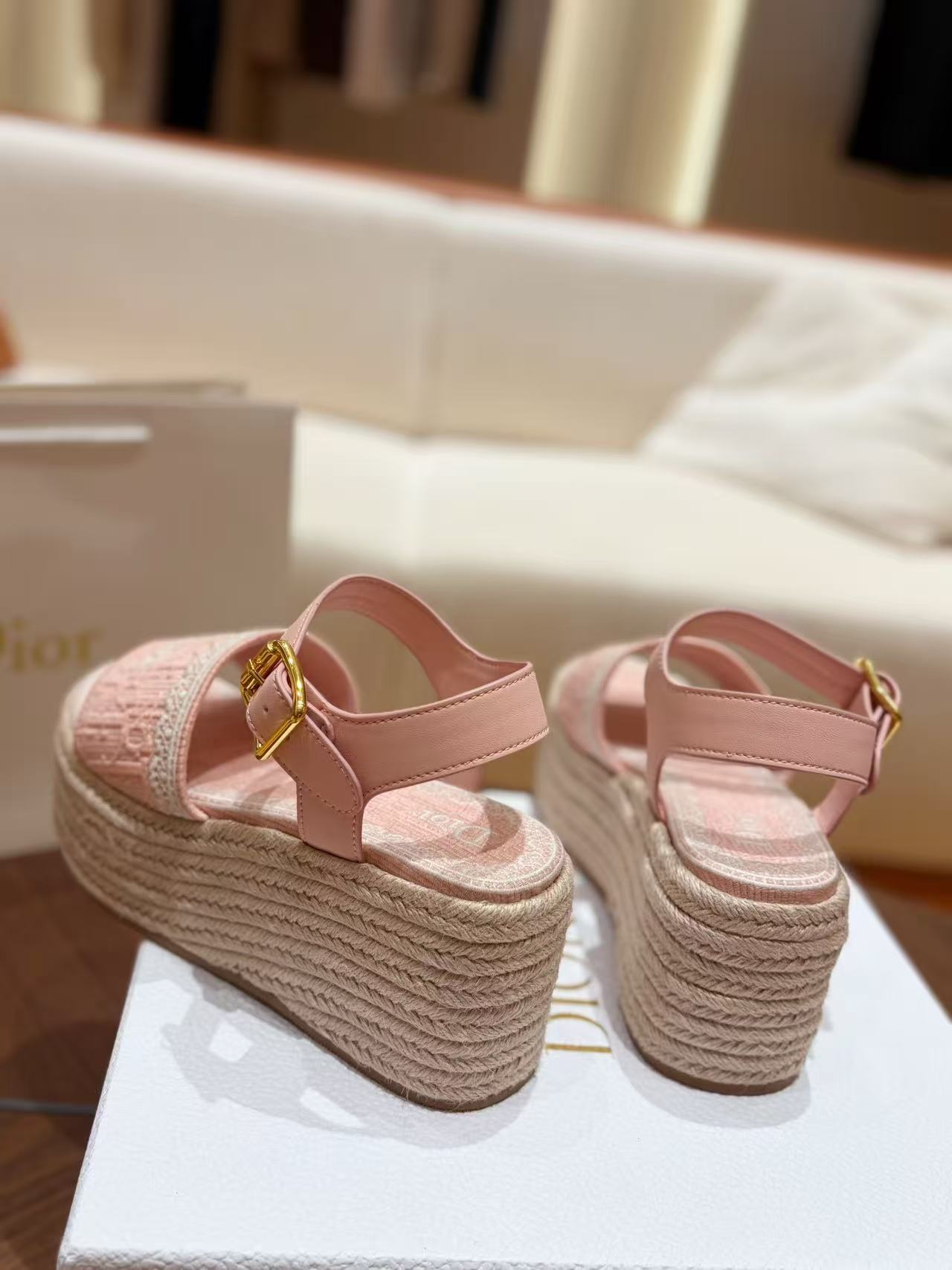 DIOR ロゴ装飾付き高品質編み込みプラットフォームシューズ【50％割引+送料無料】