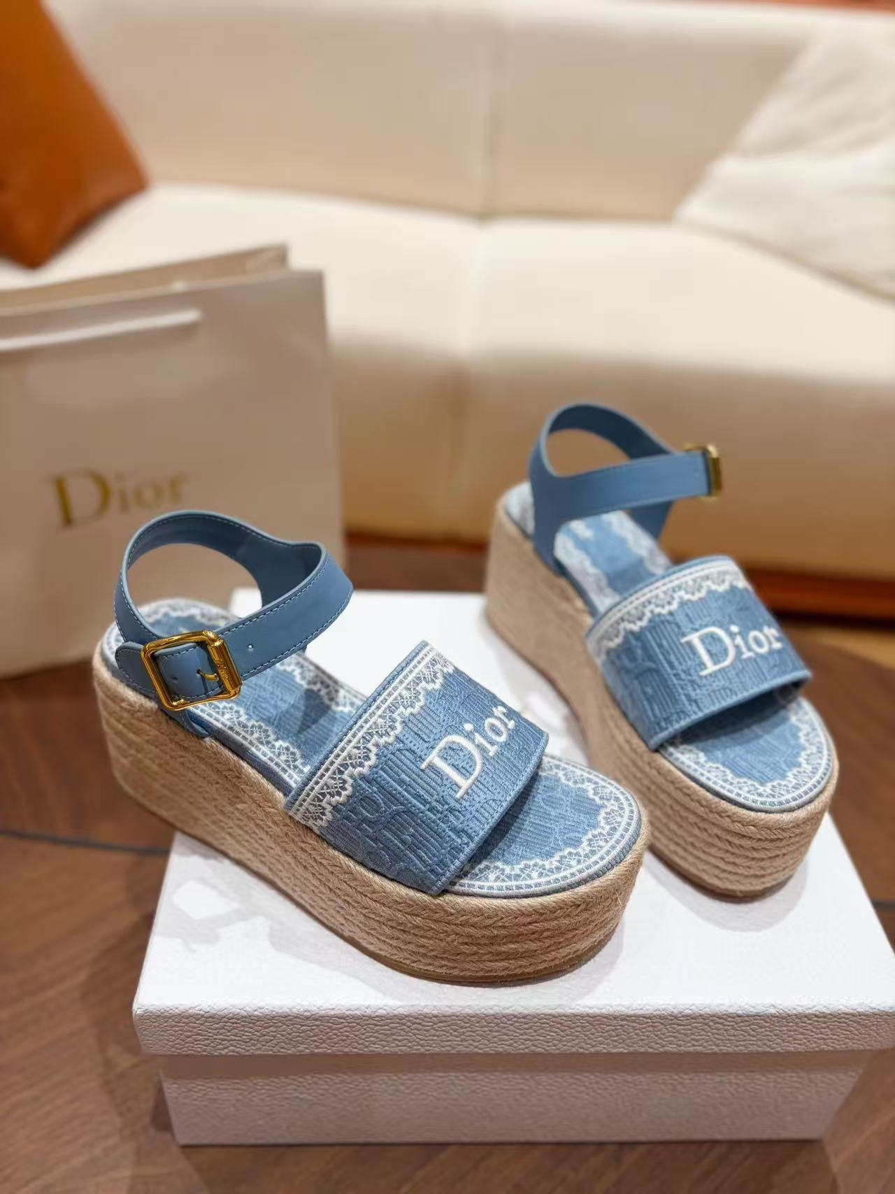 DIOR ロゴ装飾付き高品質編み込みプラットフォームシューズ【50％割引+送料無料】