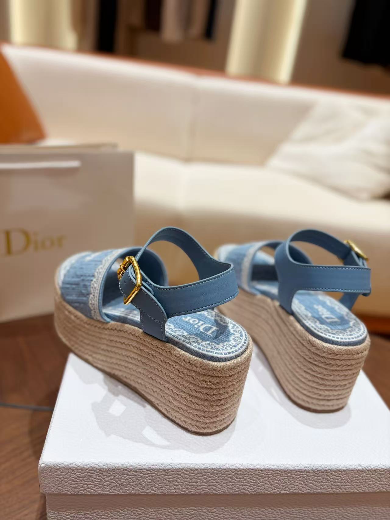 DIOR ロゴ装飾付き高品質編み込みプラットフォームシューズ【50％割引+送料無料】