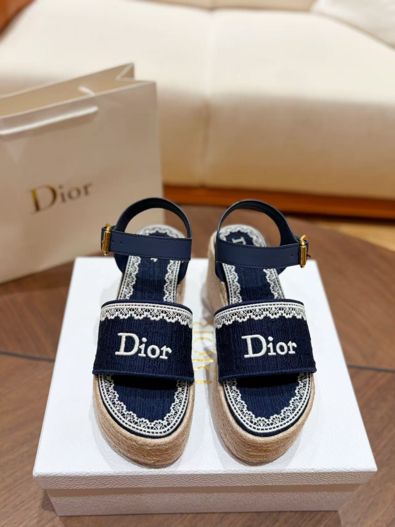 DIOR ロゴ装飾付き高品質編み込みプラットフォームシューズ【50％割引+送料無料】