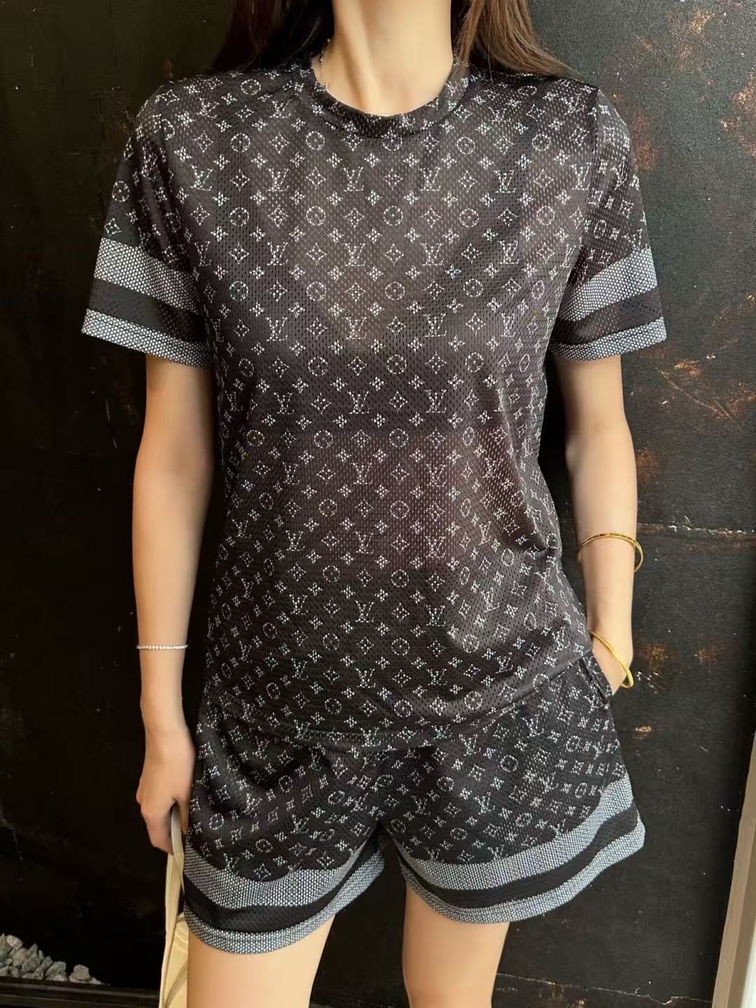 LVプリント Tシャツ＆ショートパンツ セットアップ【50％割引+送料無料】