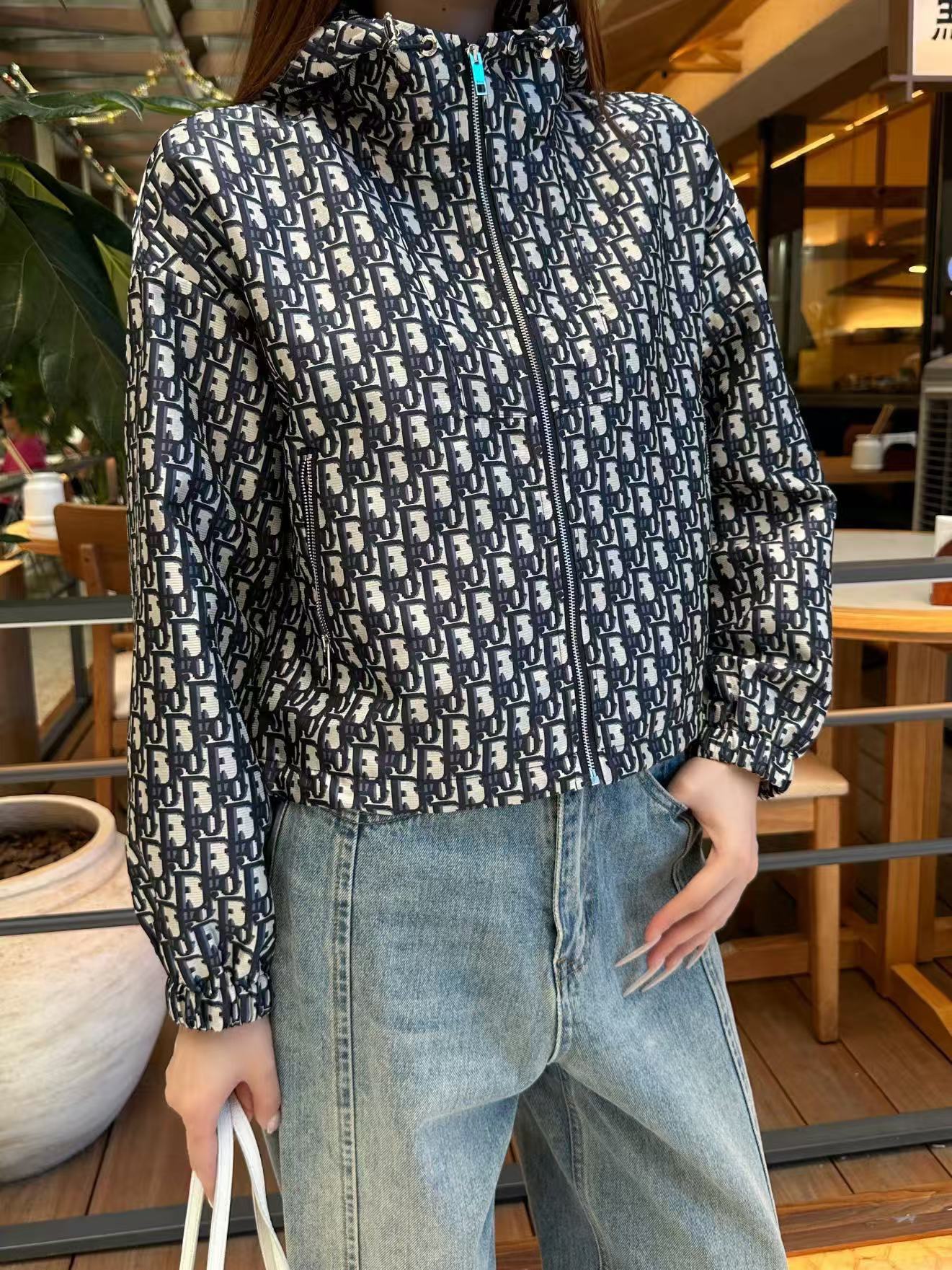 DIOR フード付きジャカード クロップドジャケット【50％割引+送料無料】