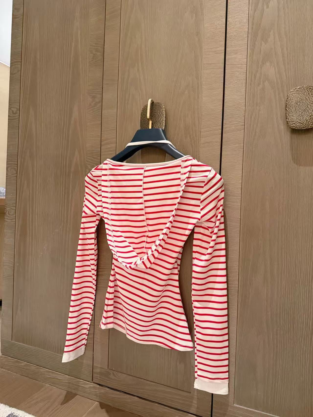 CEL1NE メタルボタンストライプTシャツ【50％割引+送料無料】