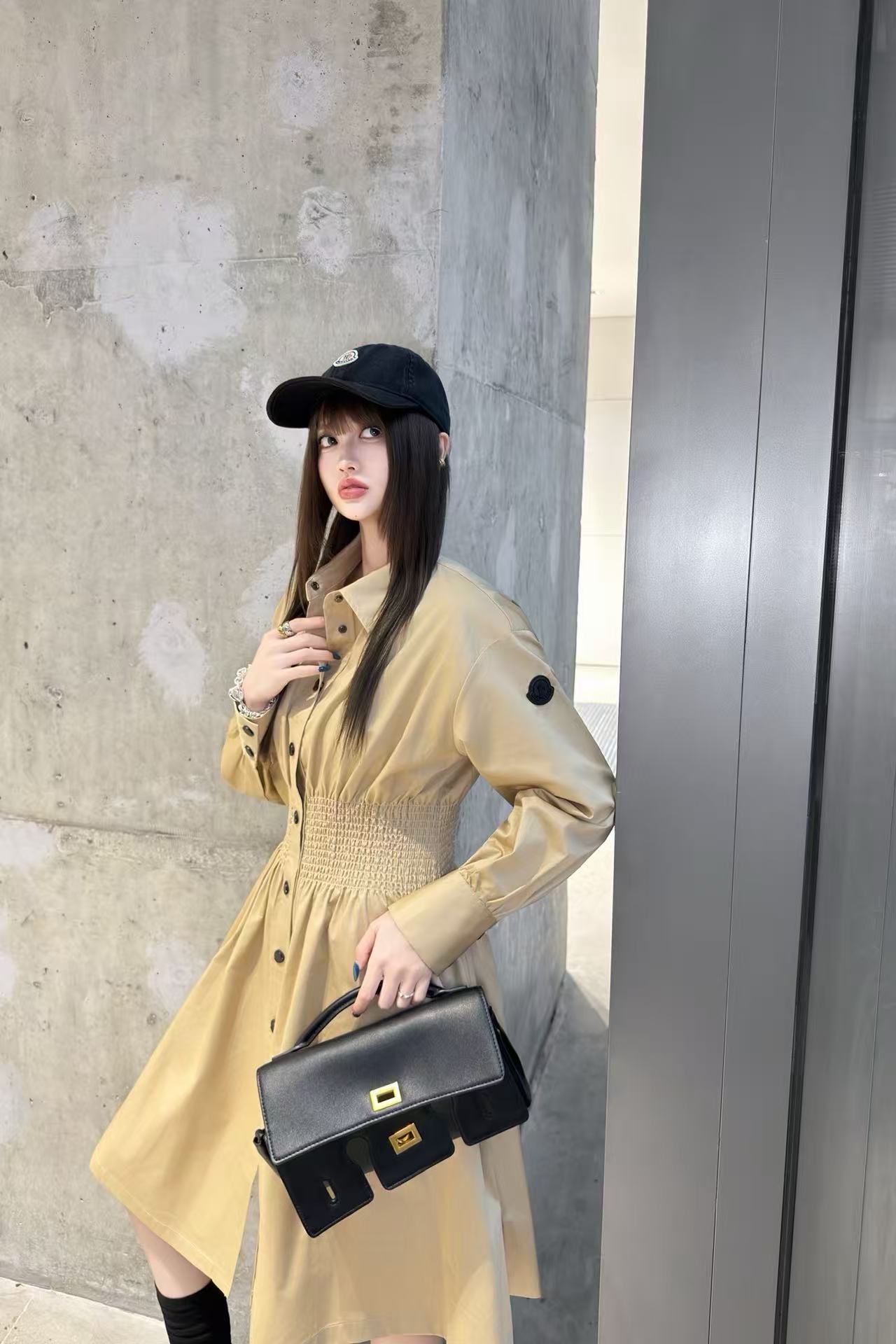 M0NECLERシンプルな長袖ワンピース【50％割引+送料無料】