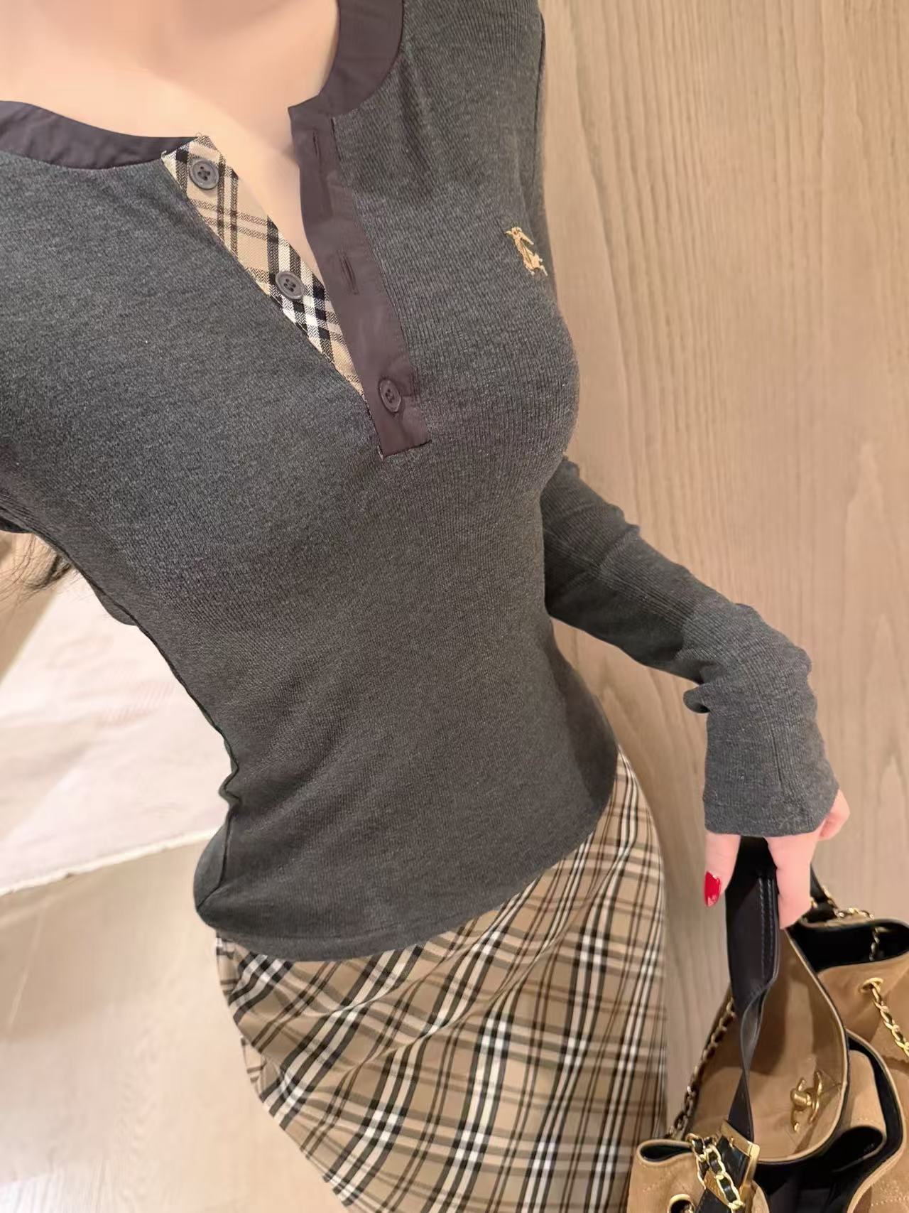 BUR8ERRY 長袖Tシャツとスカートのツーピースセット【50％割引+送料無料】