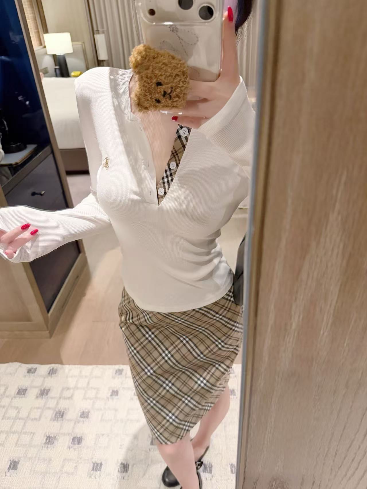 BUR8ERRY 長袖Tシャツとスカートのツーピースセット【50％割引+送料無料】