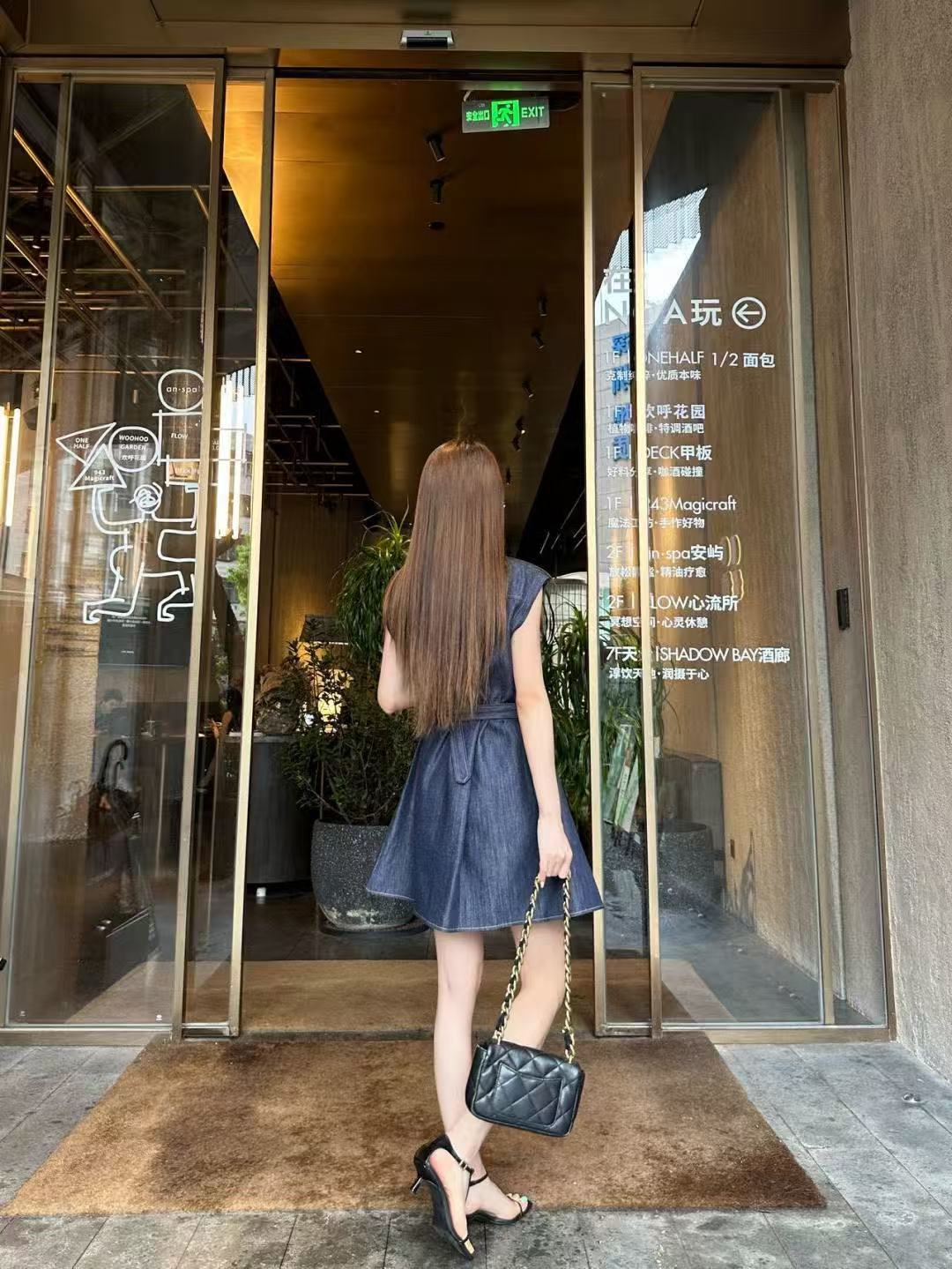 CEL1NE メタルボタン付きデニムドレス【50％割引+送料無料】