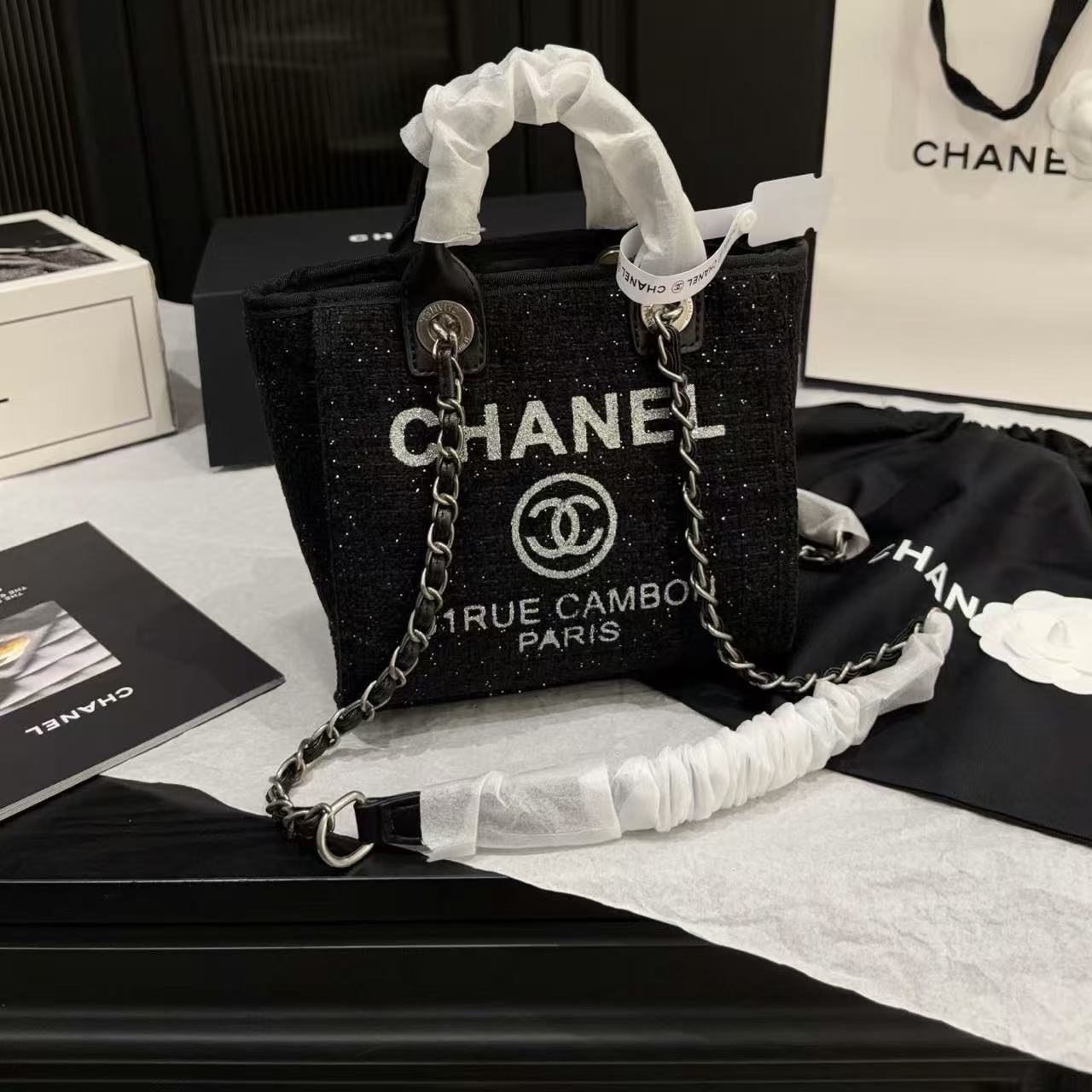 CHANE1 スパンコール刺繍トートバッグ【50％割引+送料無料】