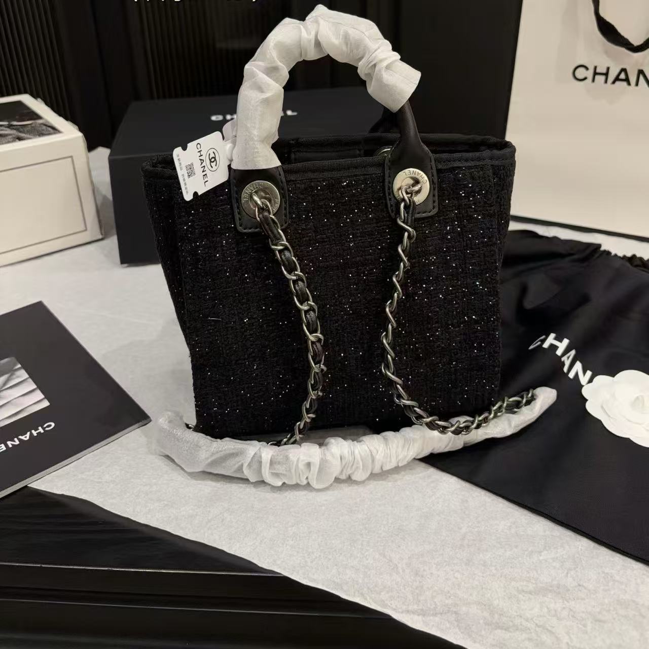 CHANE1 スパンコール刺繍トートバッグ【50％割引+送料無料】