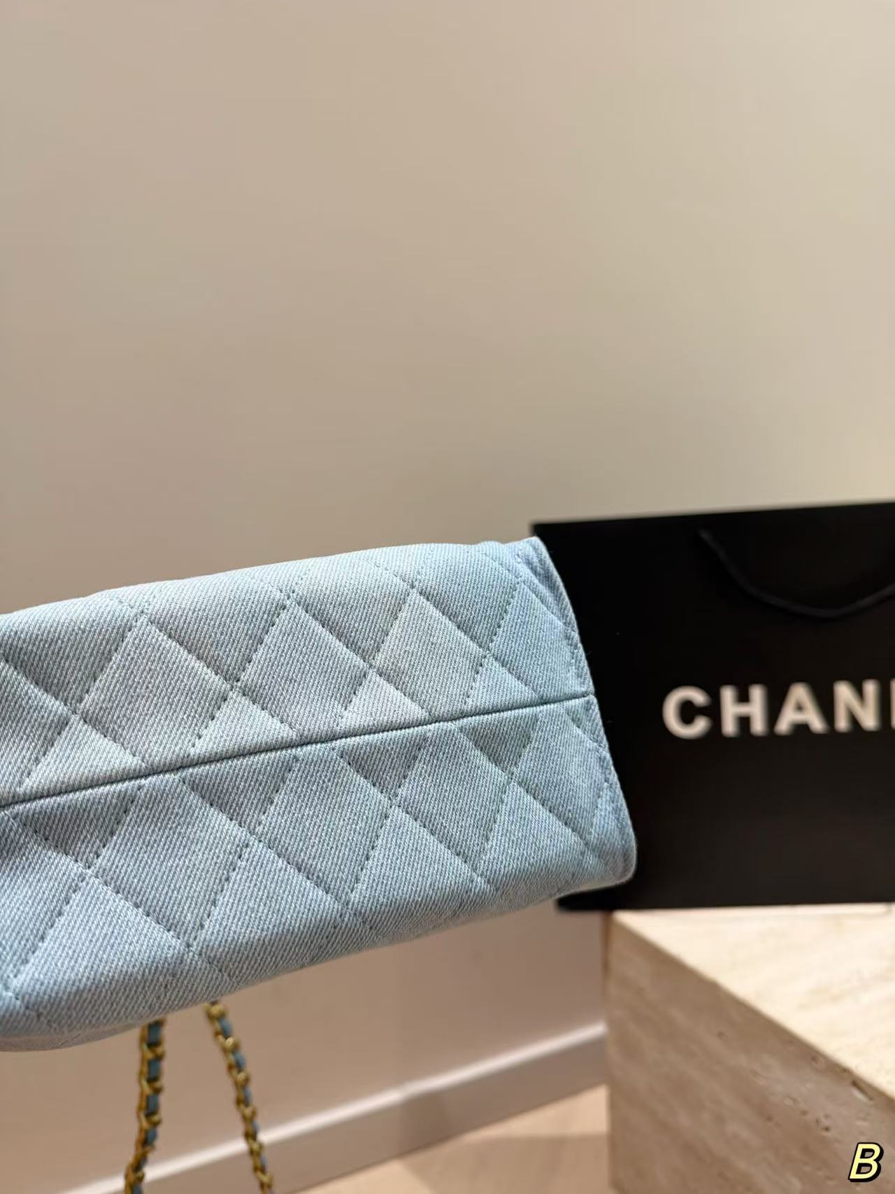 CHANE1 hoboチェーンデニムバッグ【50％割引+送料無料】