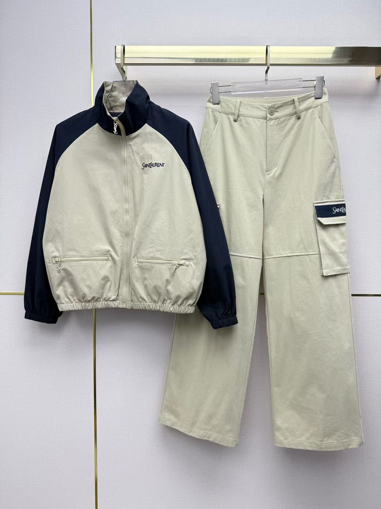 YSLのミニマルなジャケットとパンツのツーピースセット【50％割引+送料無料】