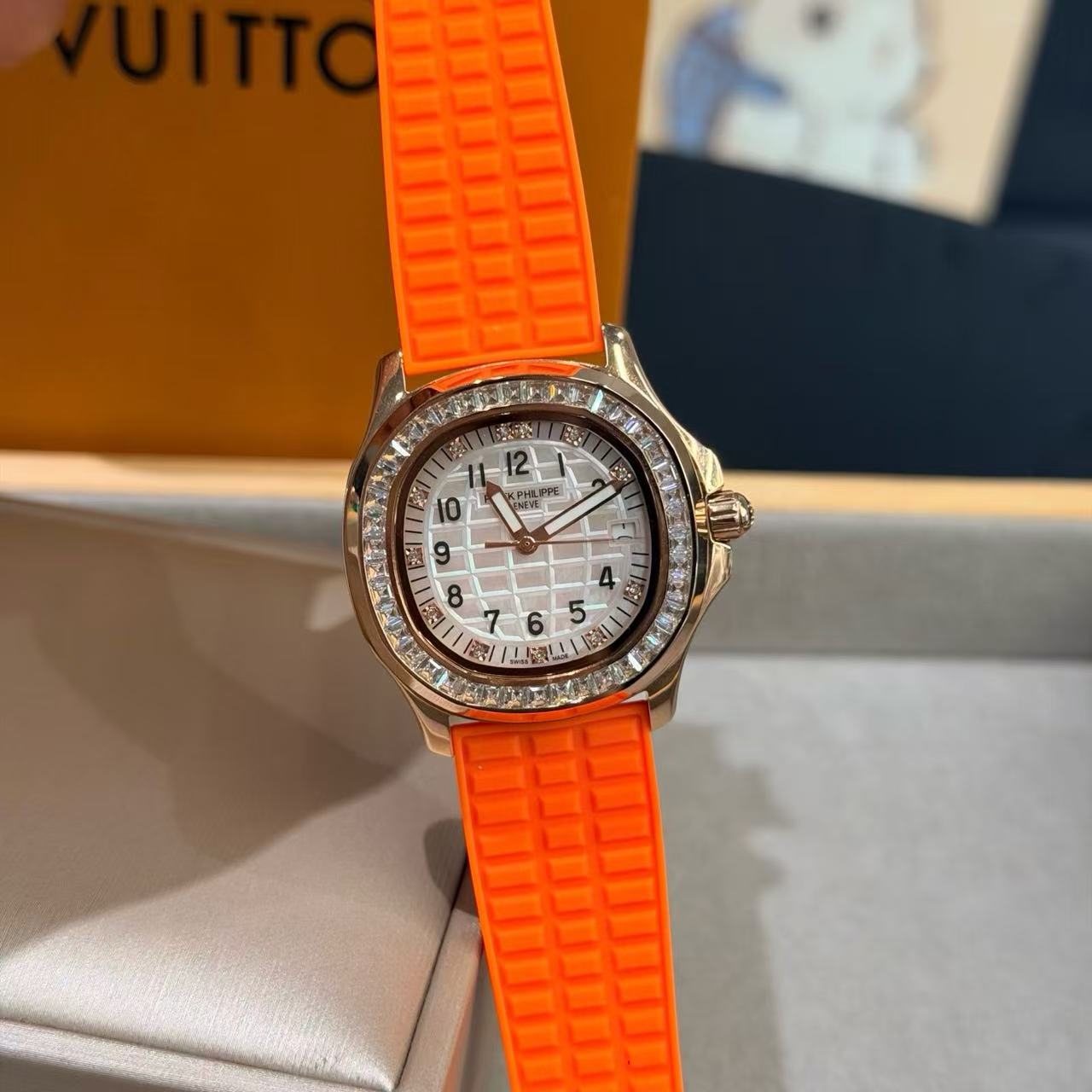 PATEK PH1LIPPEダイヤモンド・ウォッチ【50％割引+送料無料】