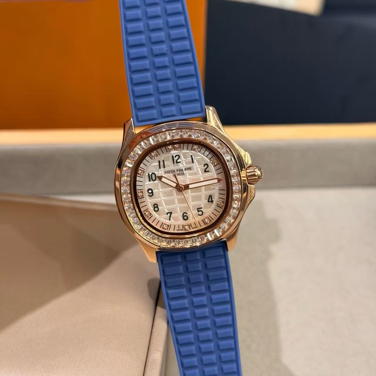 PATEK PH1LIPPEダイヤモンド・ウォッチ【50％割引+送料無料】