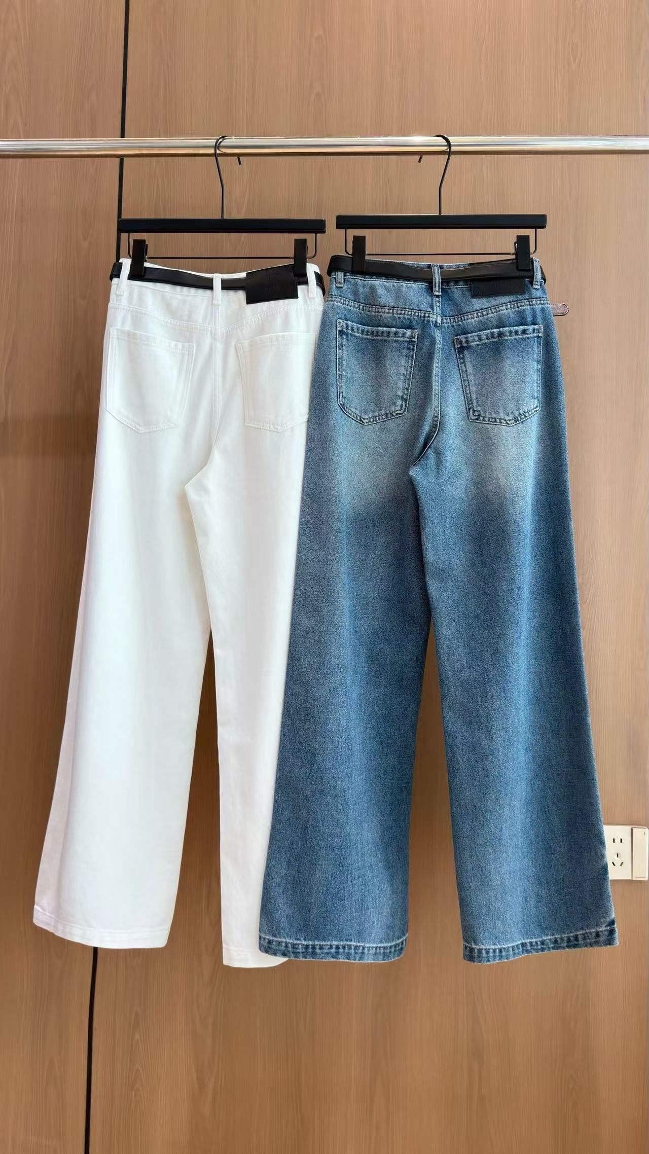 CHANE1 ダブルCジーンズ【50％割引+送料無料】