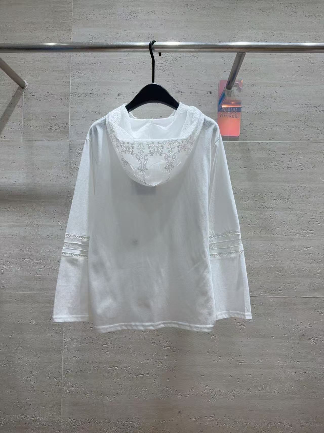 CHANE1 シンプル フード付き長袖Tシャツ【50％割引+送料無料】