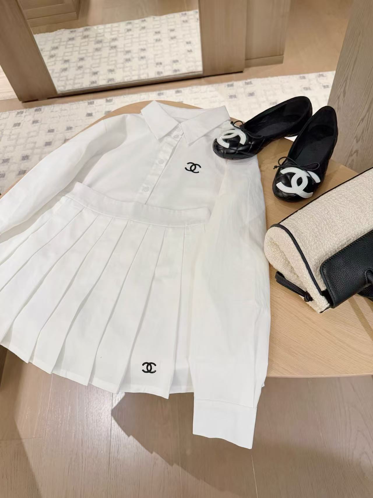 CHANE1 ダブルCシャツ＋スカート ツーピースセット【50％割引+送料無料】