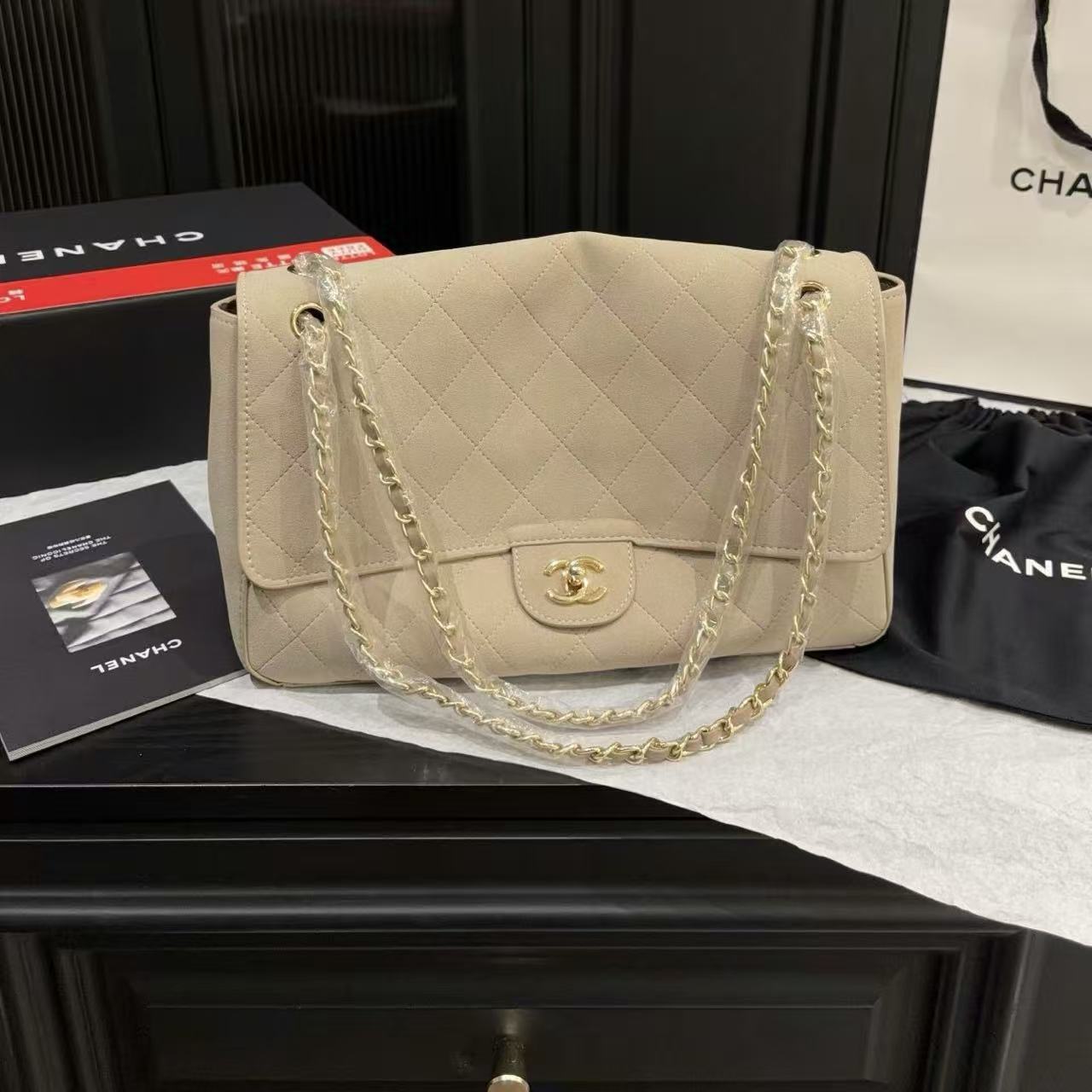 CHANE1 スエードチェーンショルダーバッグ【50％割引+送料無料】