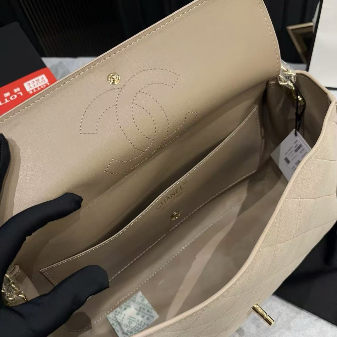 CHANE1 スエードチェーンショルダーバッグ【50％割引+送料無料】