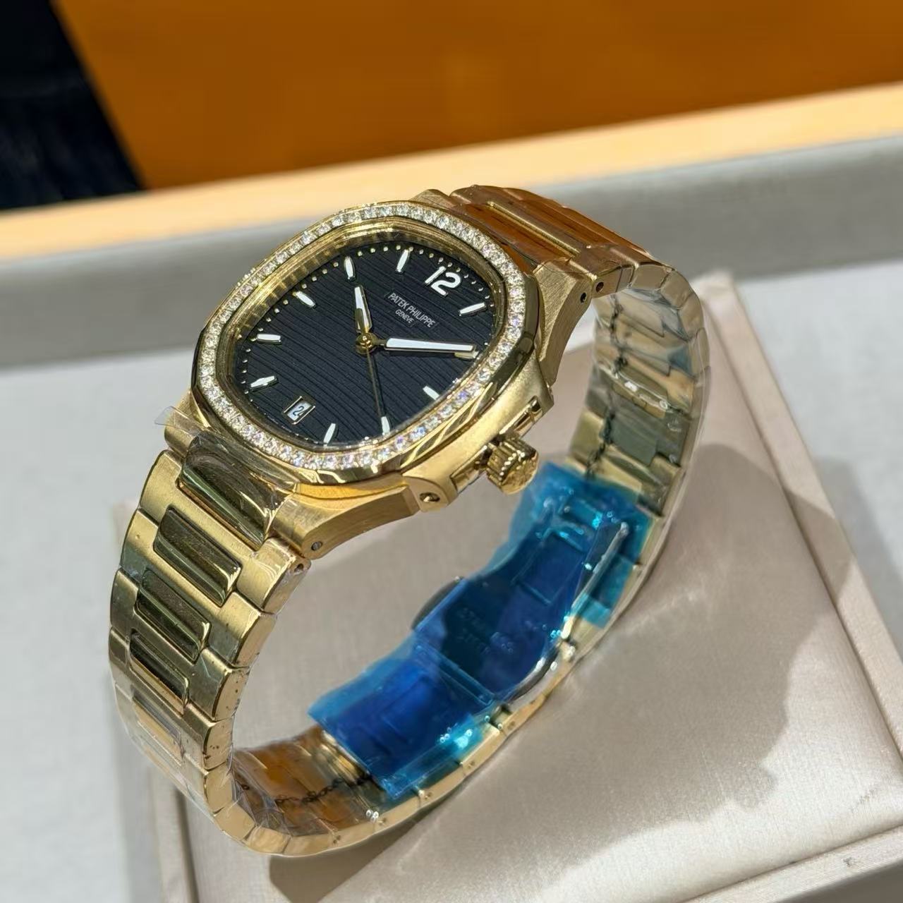 PATEK PH1LIPPEダイヤモンド入りレディースステンレススチールウォッチ【50％割引+送料無料】