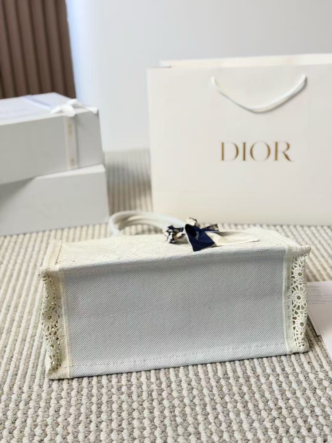 DIOR 3Dプリント トートバッグ【50％割引+送料無料】