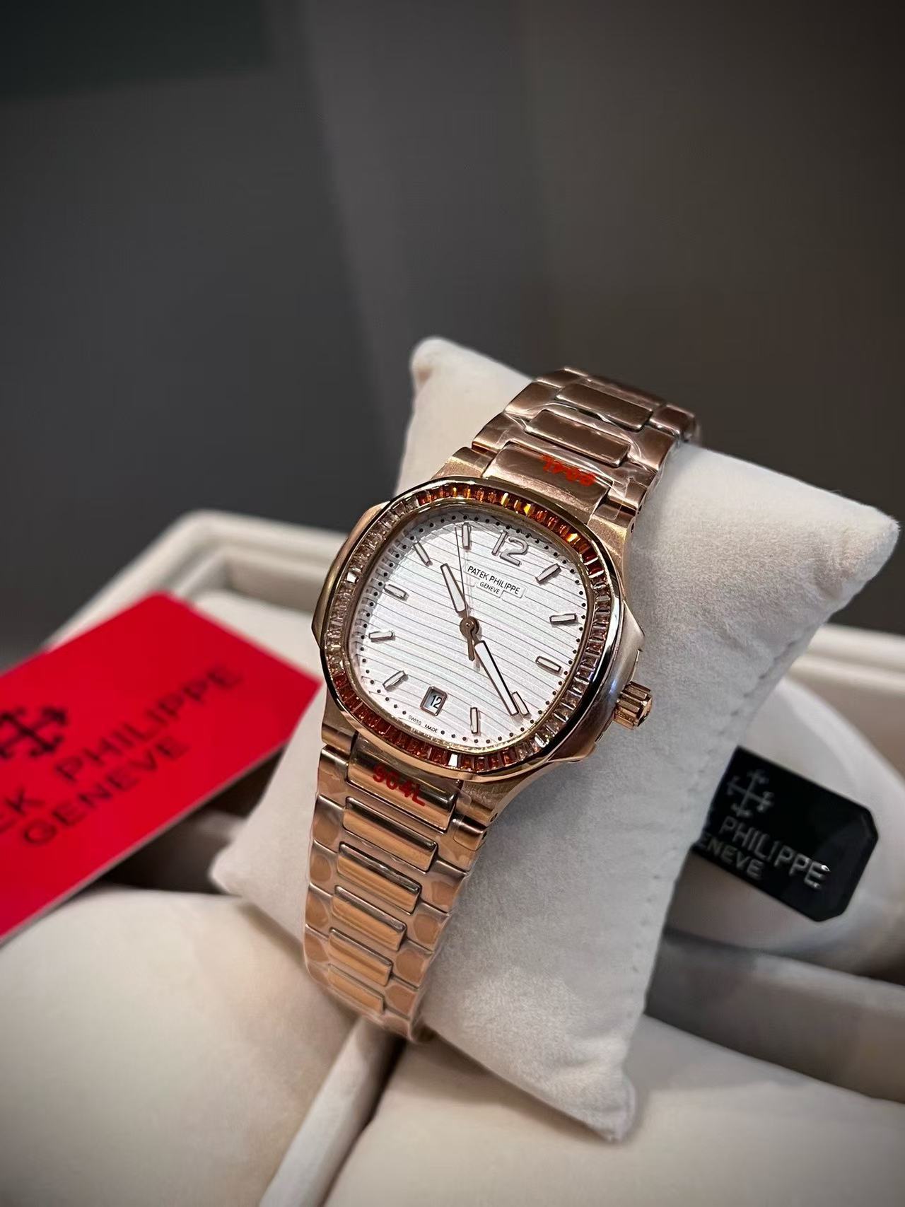 PATEK PH1LIPPEノーチラス 7118レディース腕時計【50％割引+送料無料】
