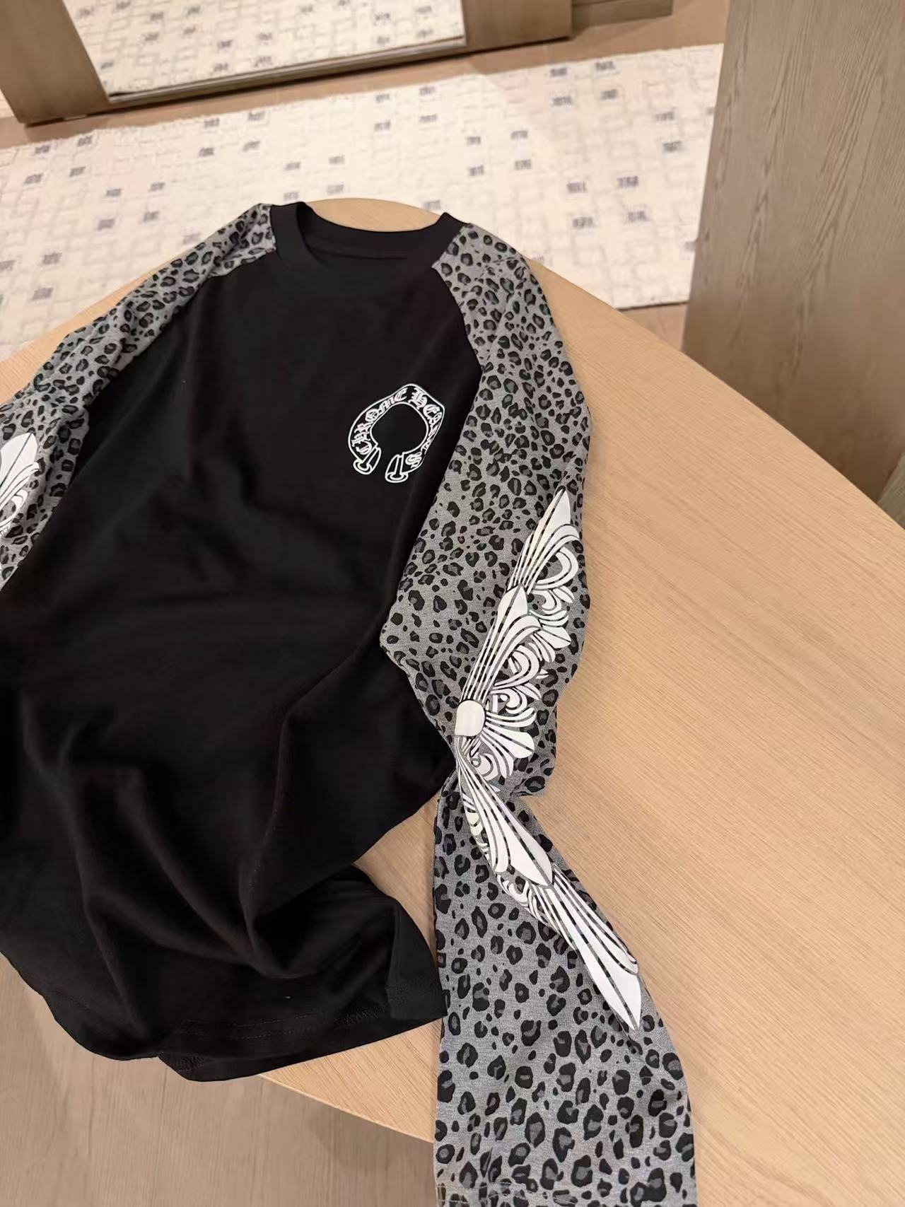Chr0me Hearts サンスクリット語長袖Tシャツ【50％割引+送料無料】