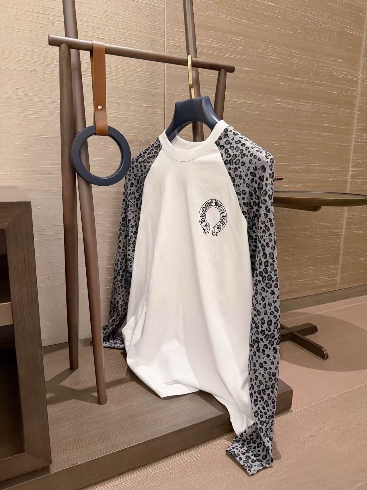 Chr0me Hearts サンスクリット語長袖Tシャツ【50％割引+送料無料】