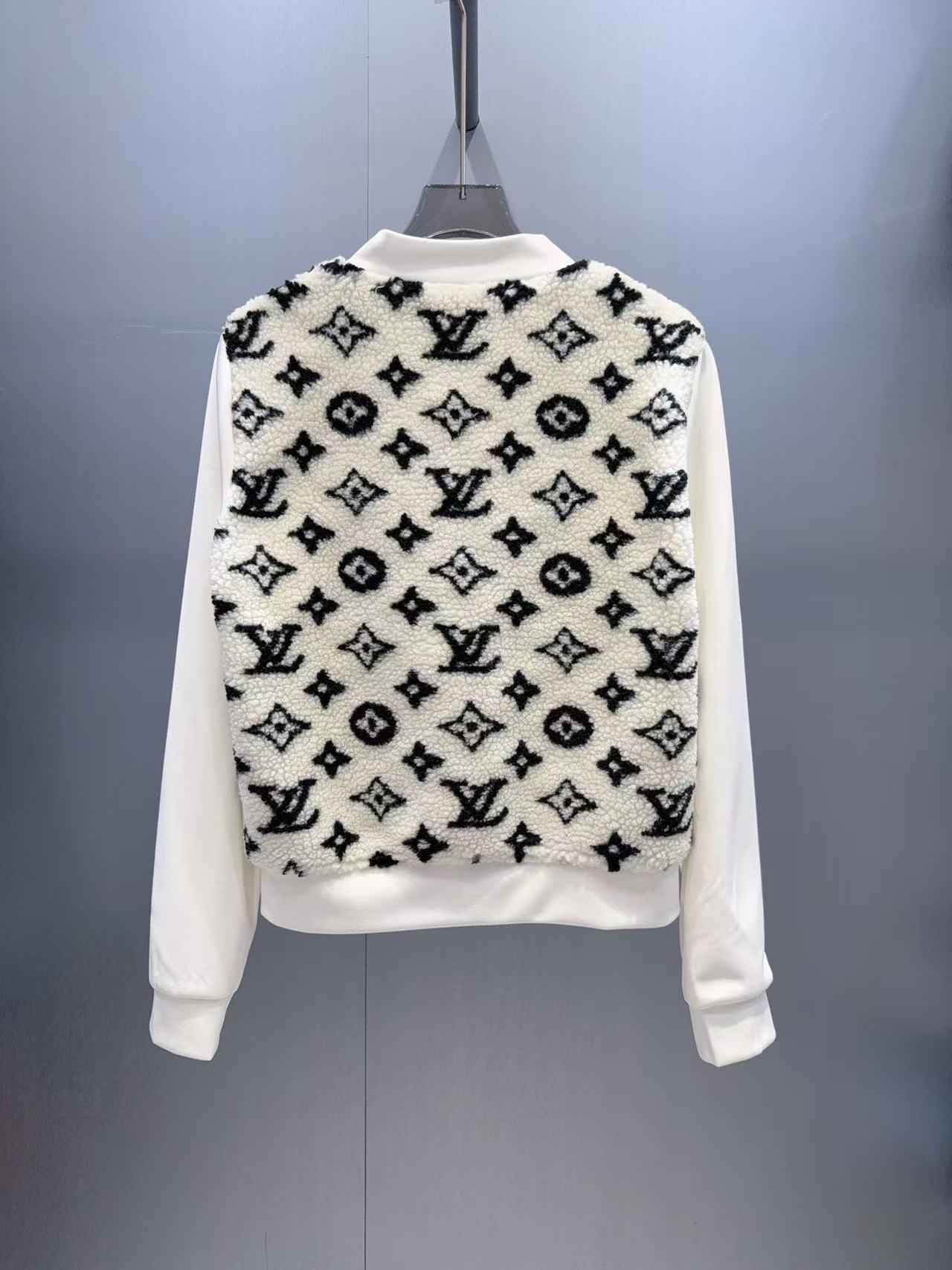 LV シアリング クローバー ジップアップジャケット【50％割引+送料無料】