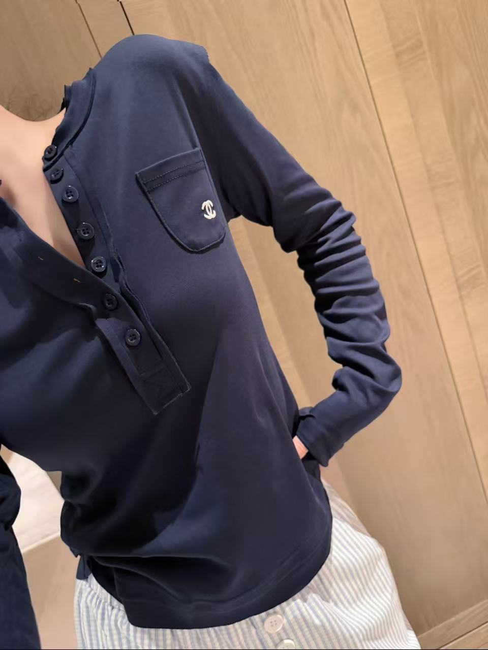 CHANE 1 VネックポケットTシャツ【50％割引+送料無料】