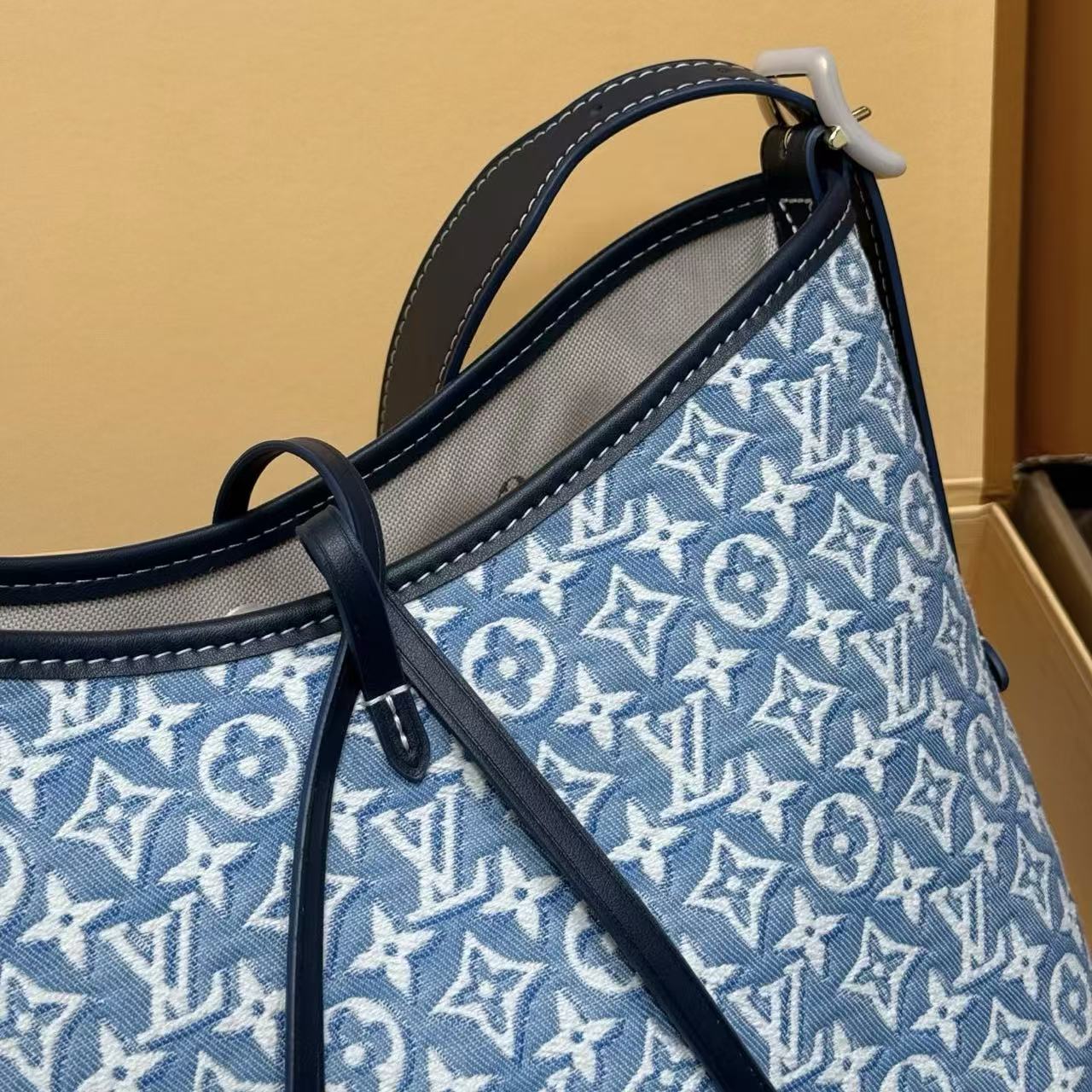 LV Carryallデニムショルダーバッグ【50％割引+送料無料】