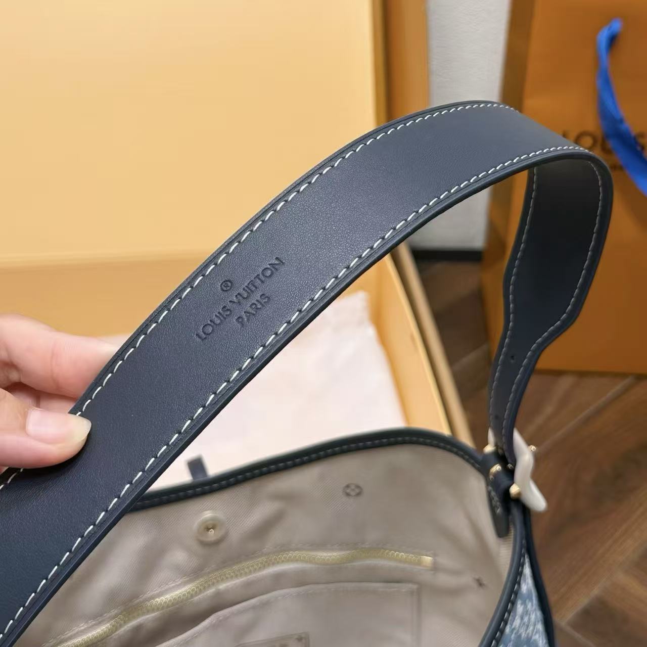 LV Carryallデニムショルダーバッグ【50％割引+送料無料】